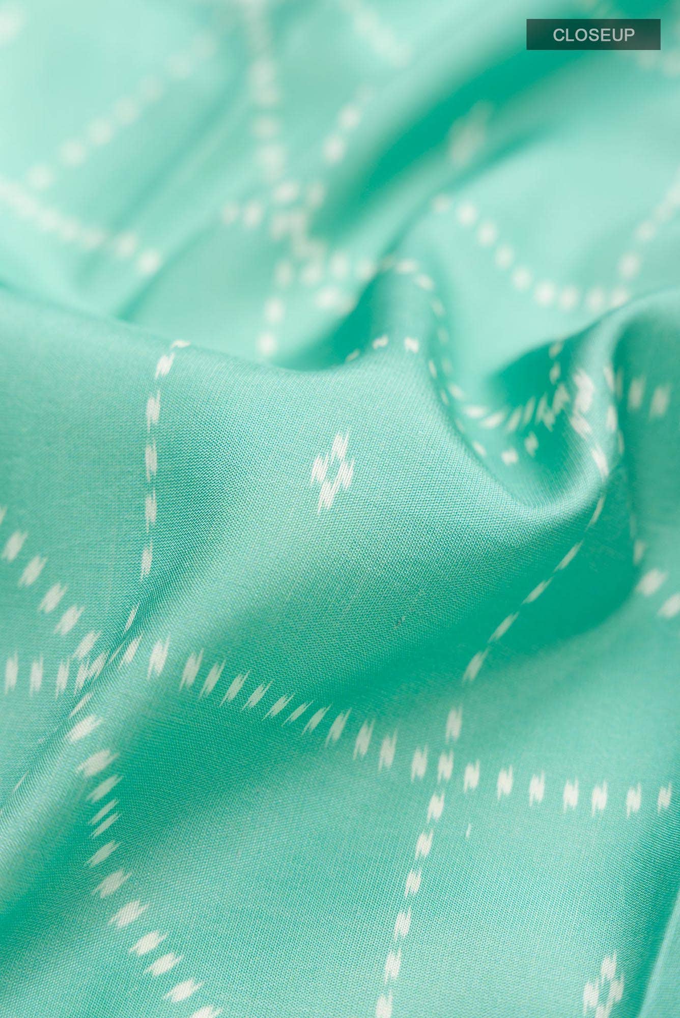 Green Printed Silk Saree - Image 3