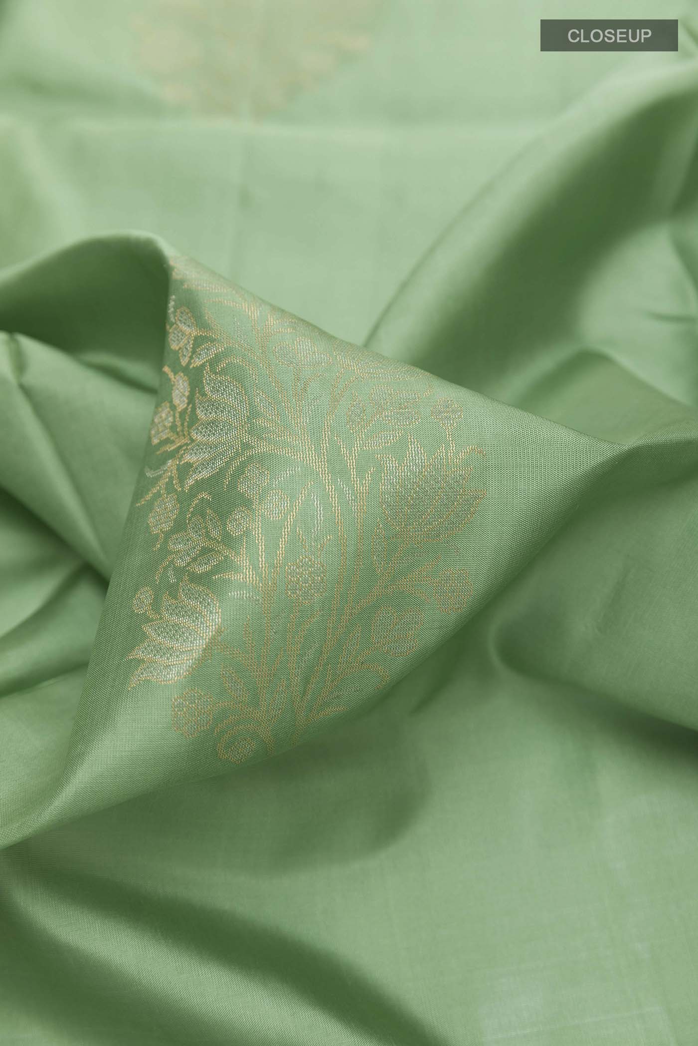 Green Soft Silk Saree - Image 2