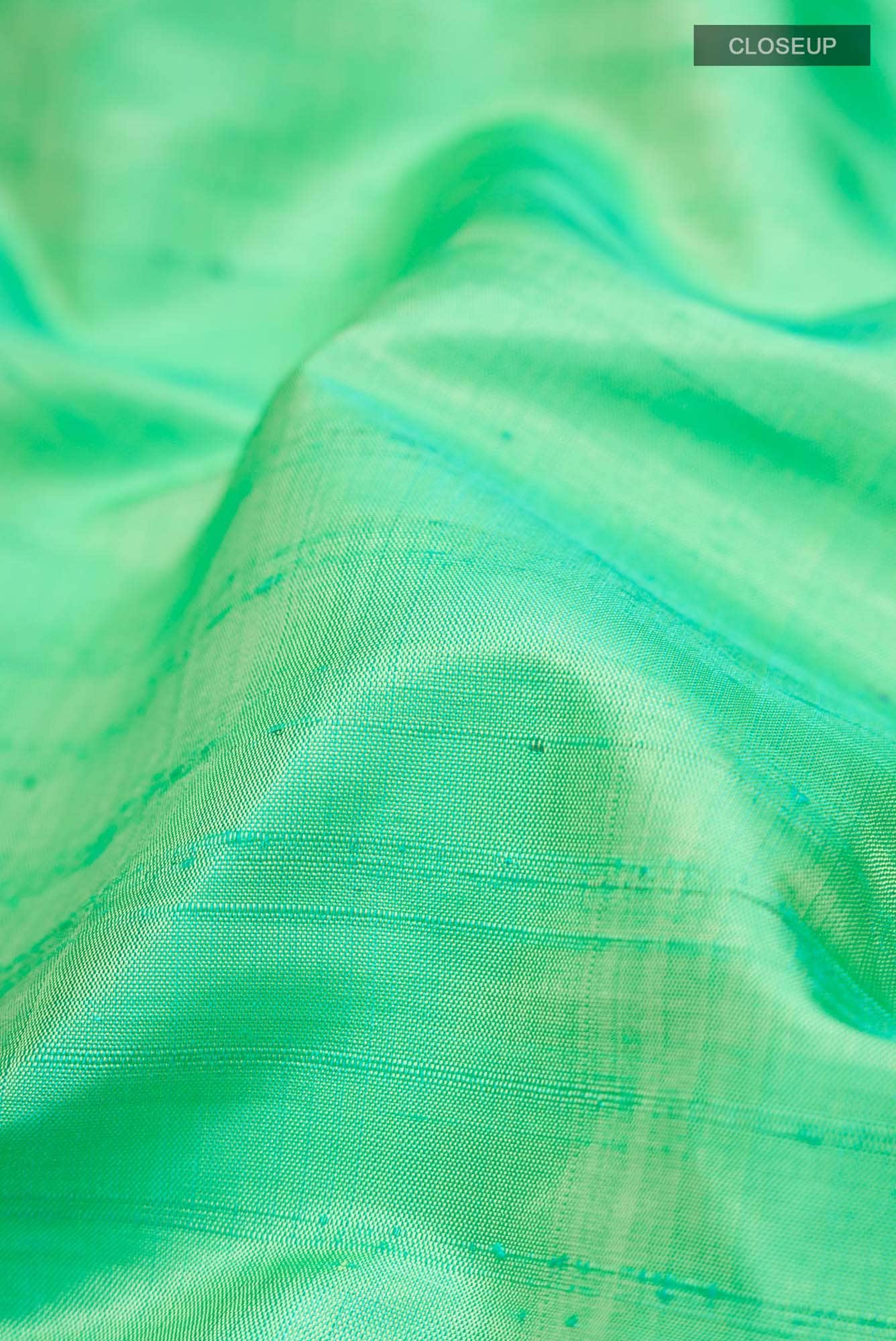 Green With Blue Dual Tone Kanchipuram Silk Saree - Image 3