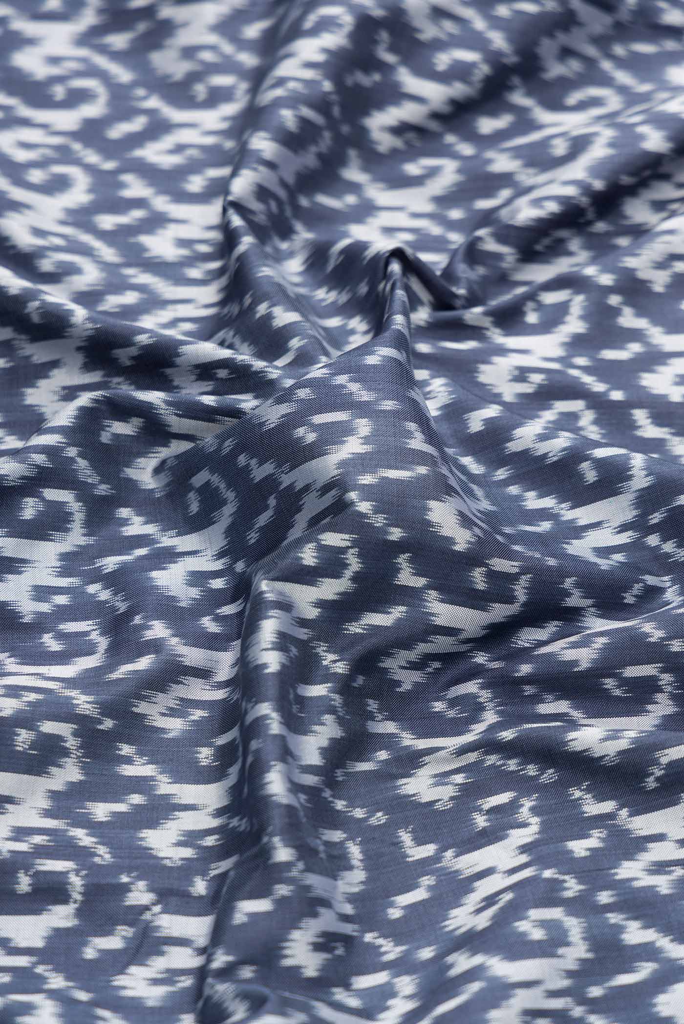 Grey Dual Tone Double Ikat Saree - Image 2