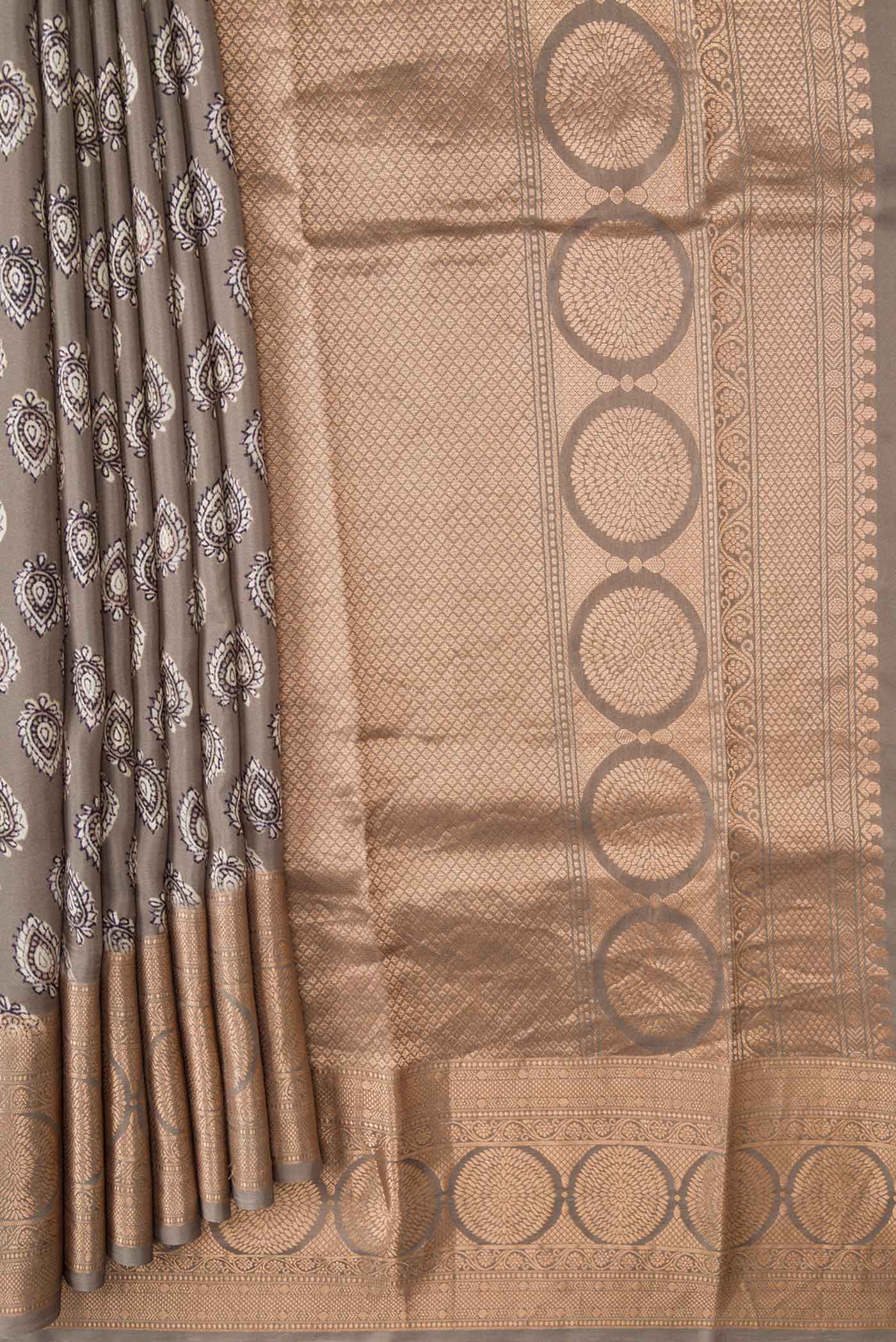Grey Dual Tone Kanjivaram Silk Saree - Image 4