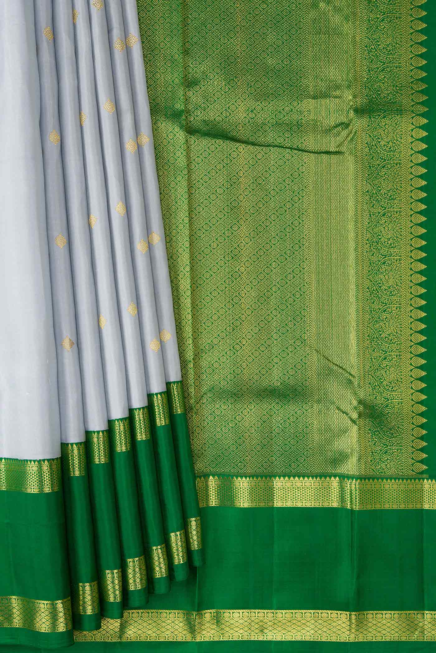 Light Blue Kanjivaram Silk Saree - Image 4