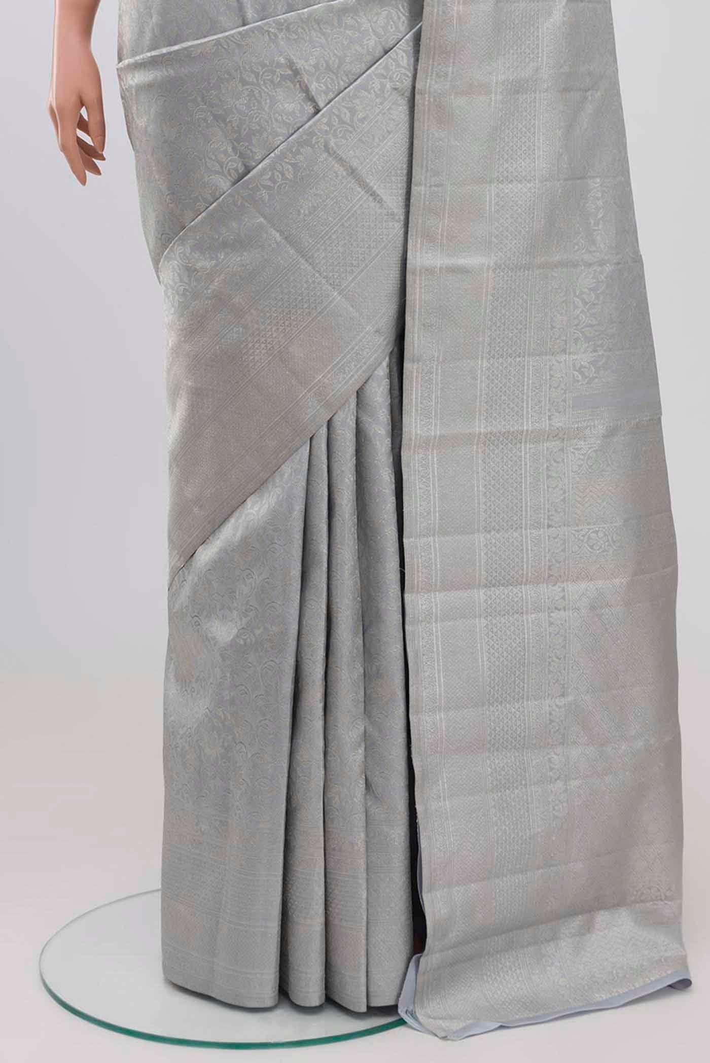 Grey Kanchipuram Silk Saree - Image 3