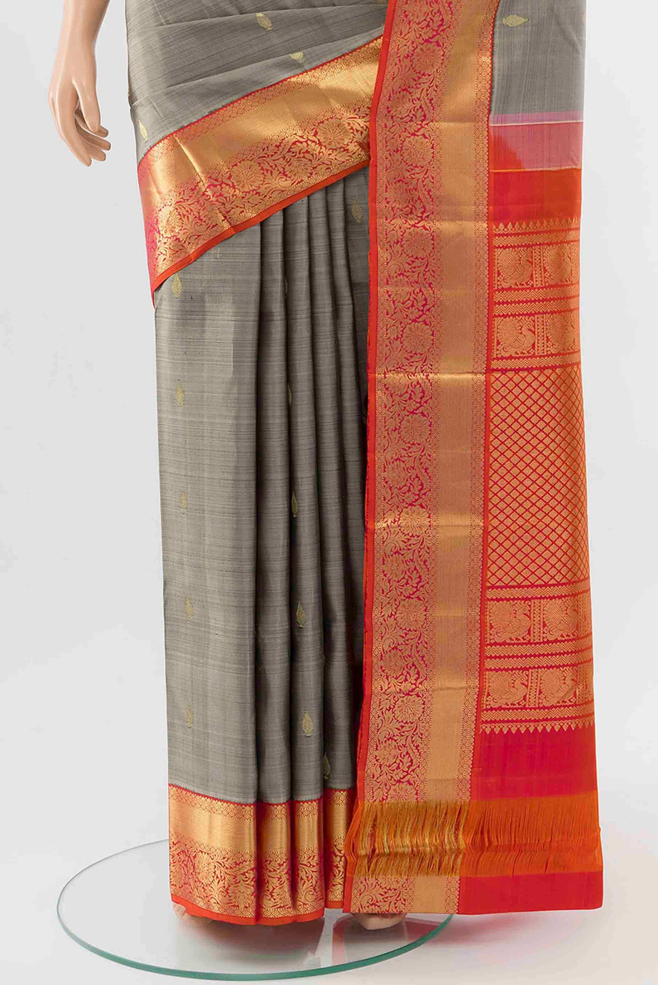 Grey Kanjivaram Silk Saree - Image 3