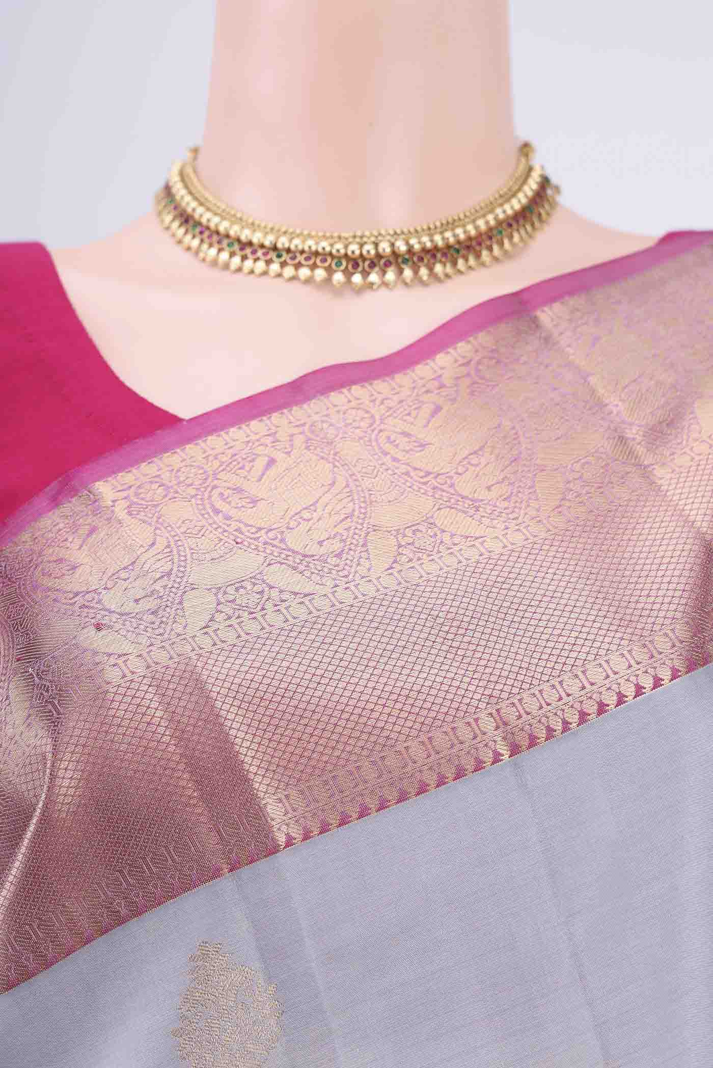 Lilac Soft Silk Saree - Image 2