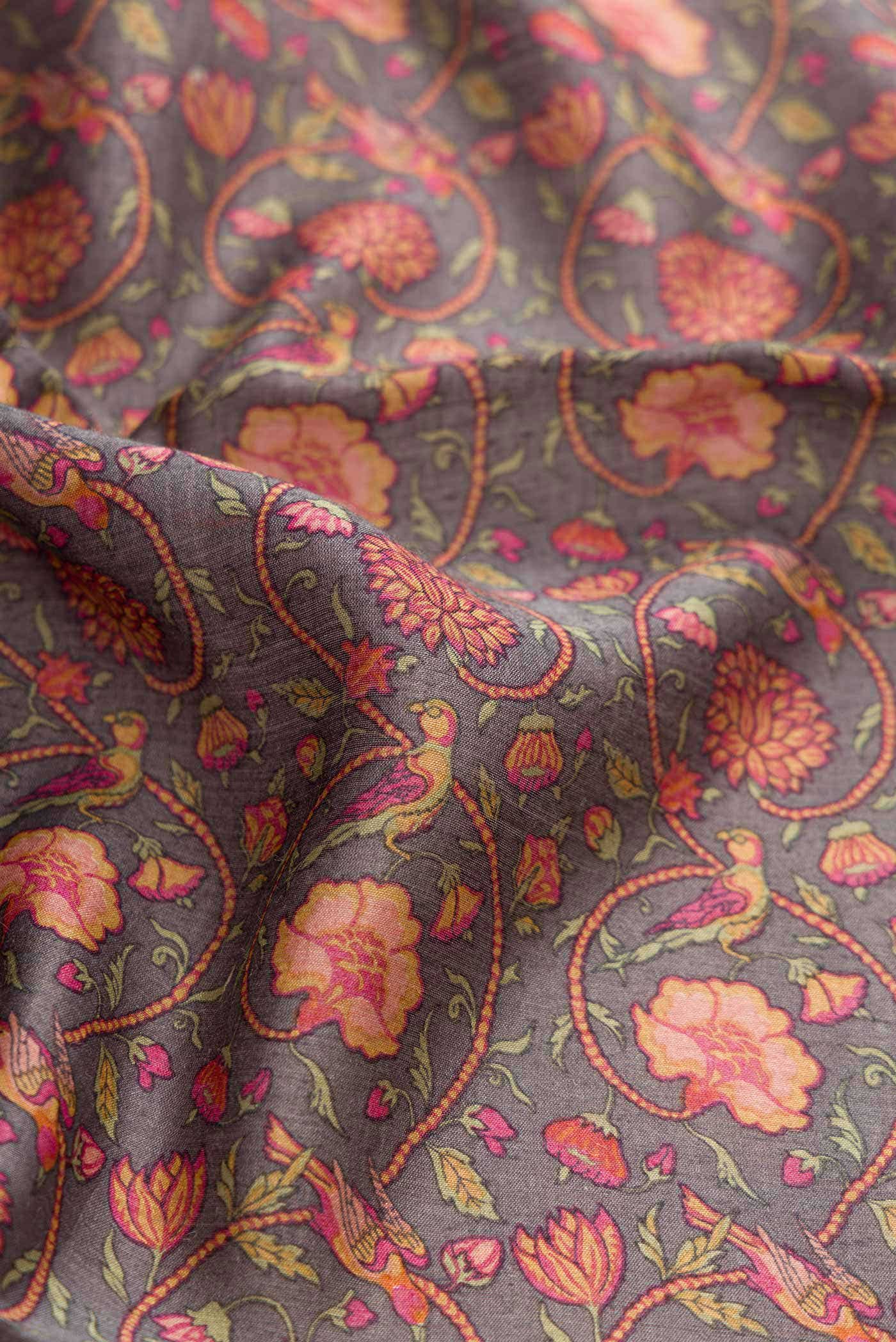 Grey Tussar Silk Saree - Image 2