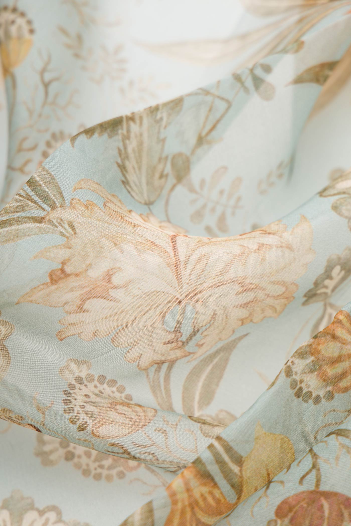 Light Blue Dual Tone Organza Silk Saree - Image 2