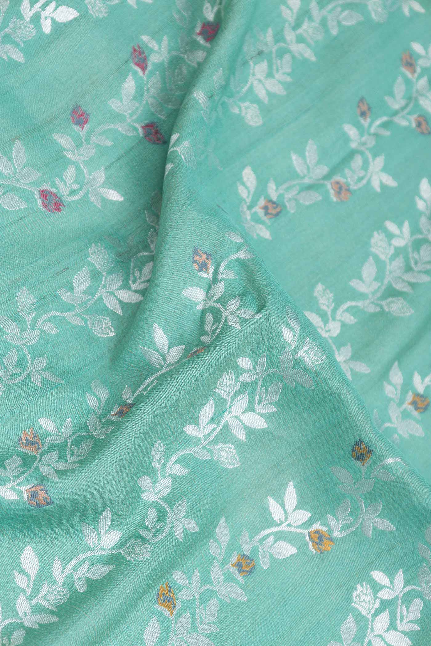 Light Green Dual Tone Banarasi Silk Saree - Image 2