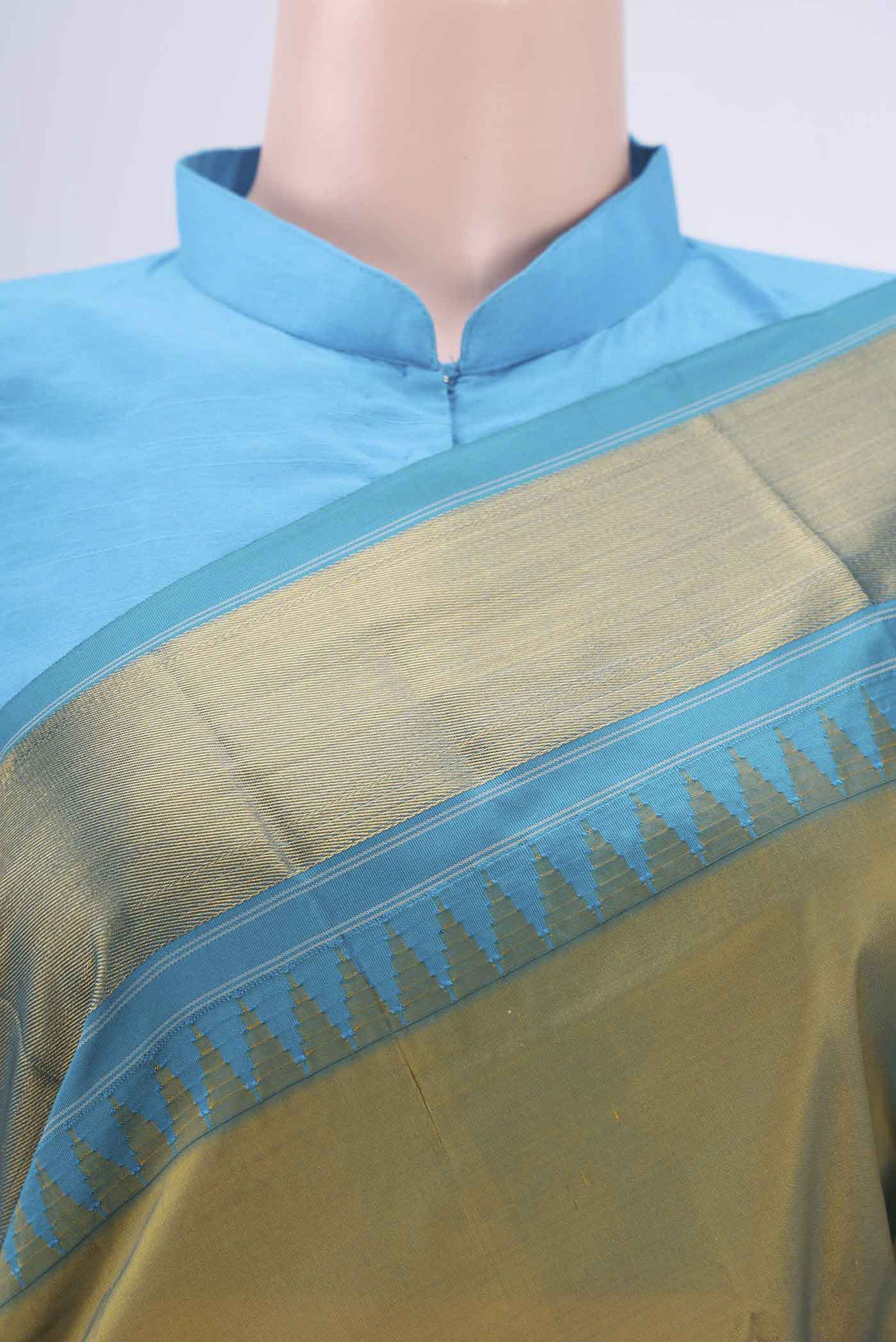 Green with Blue Color Blended Bangalore Silk Saree - Image 2