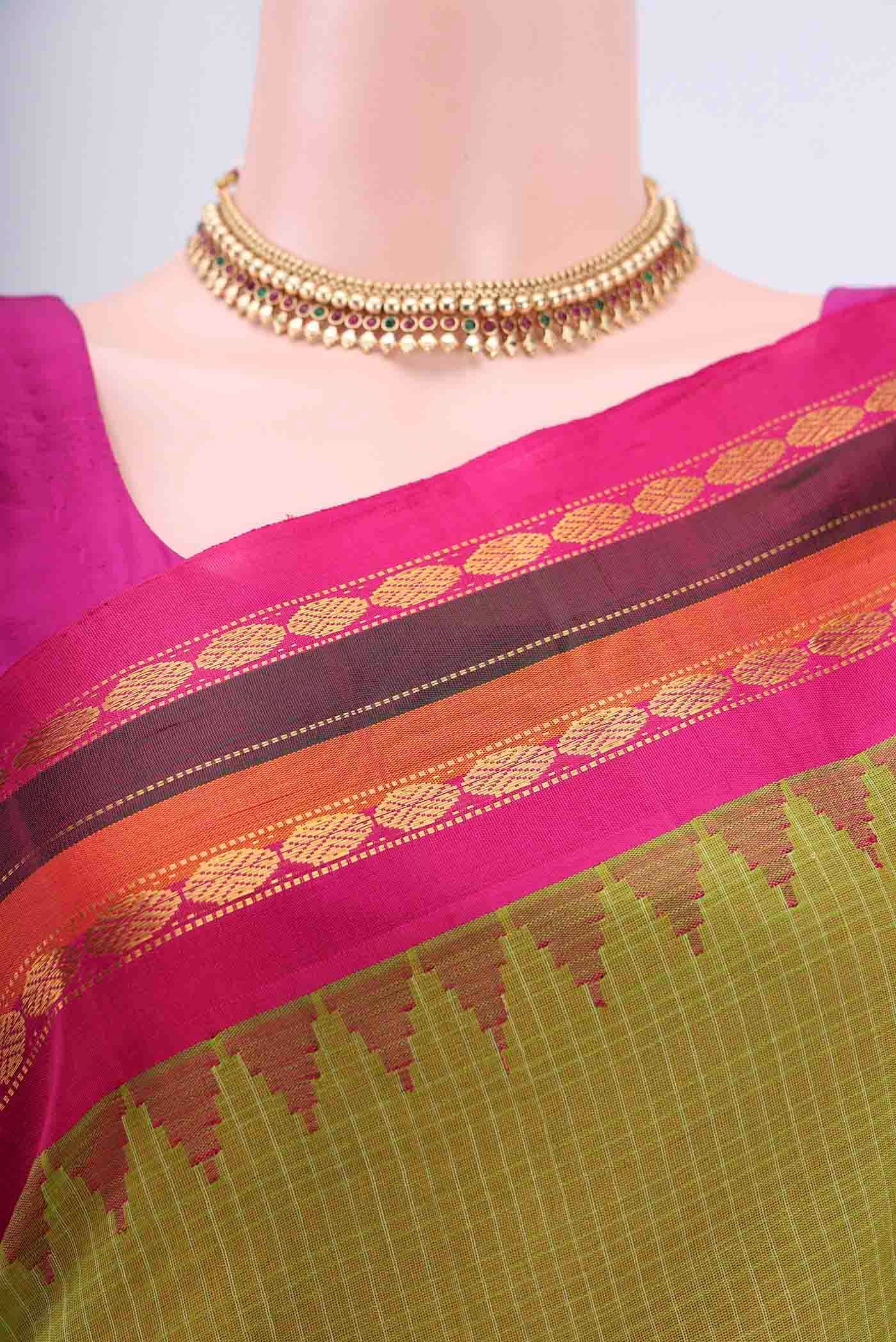 Green Gadwal Silk Cotton Saree - Image 2