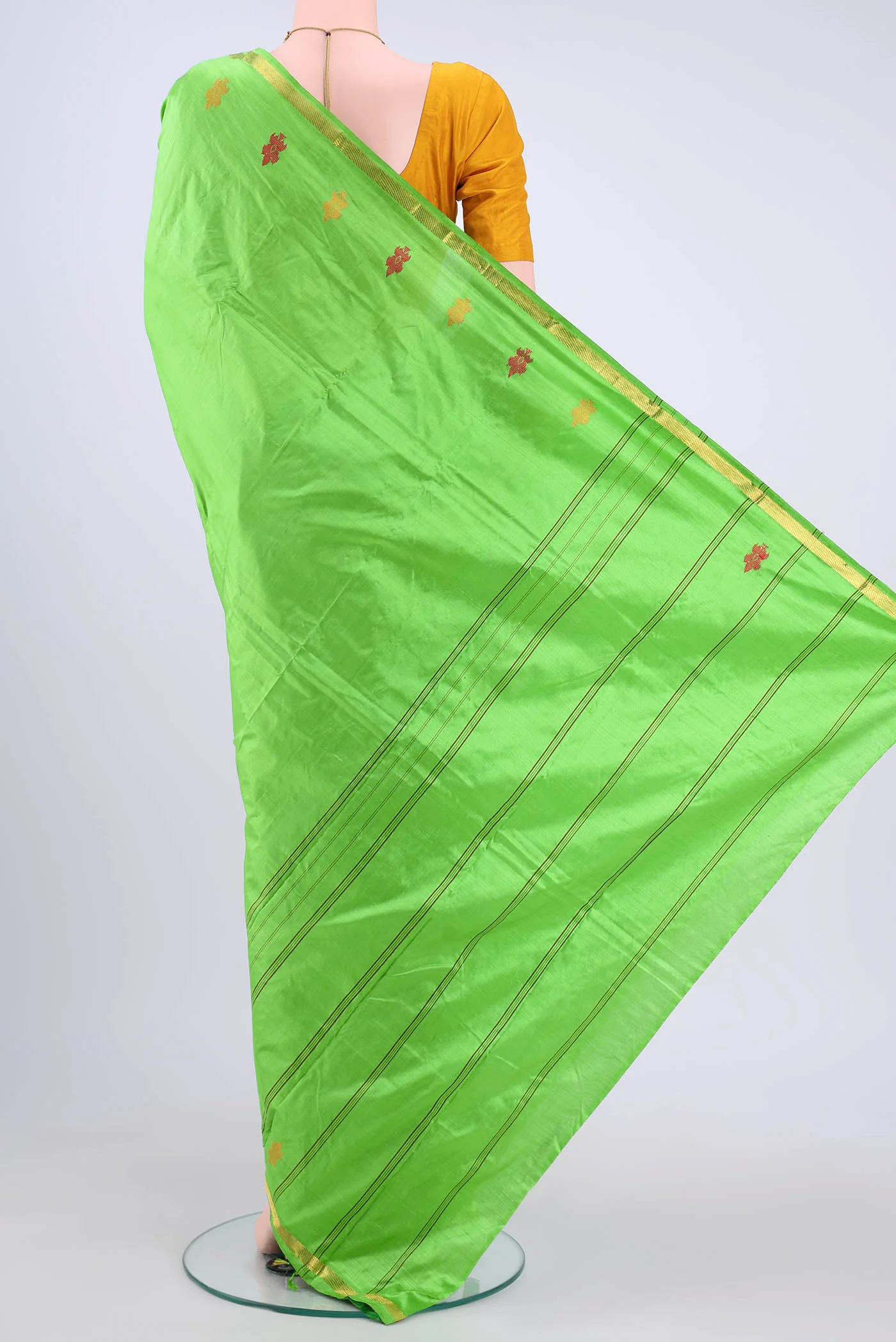 Light Green Kanchipuram Silk Saree - Image 3