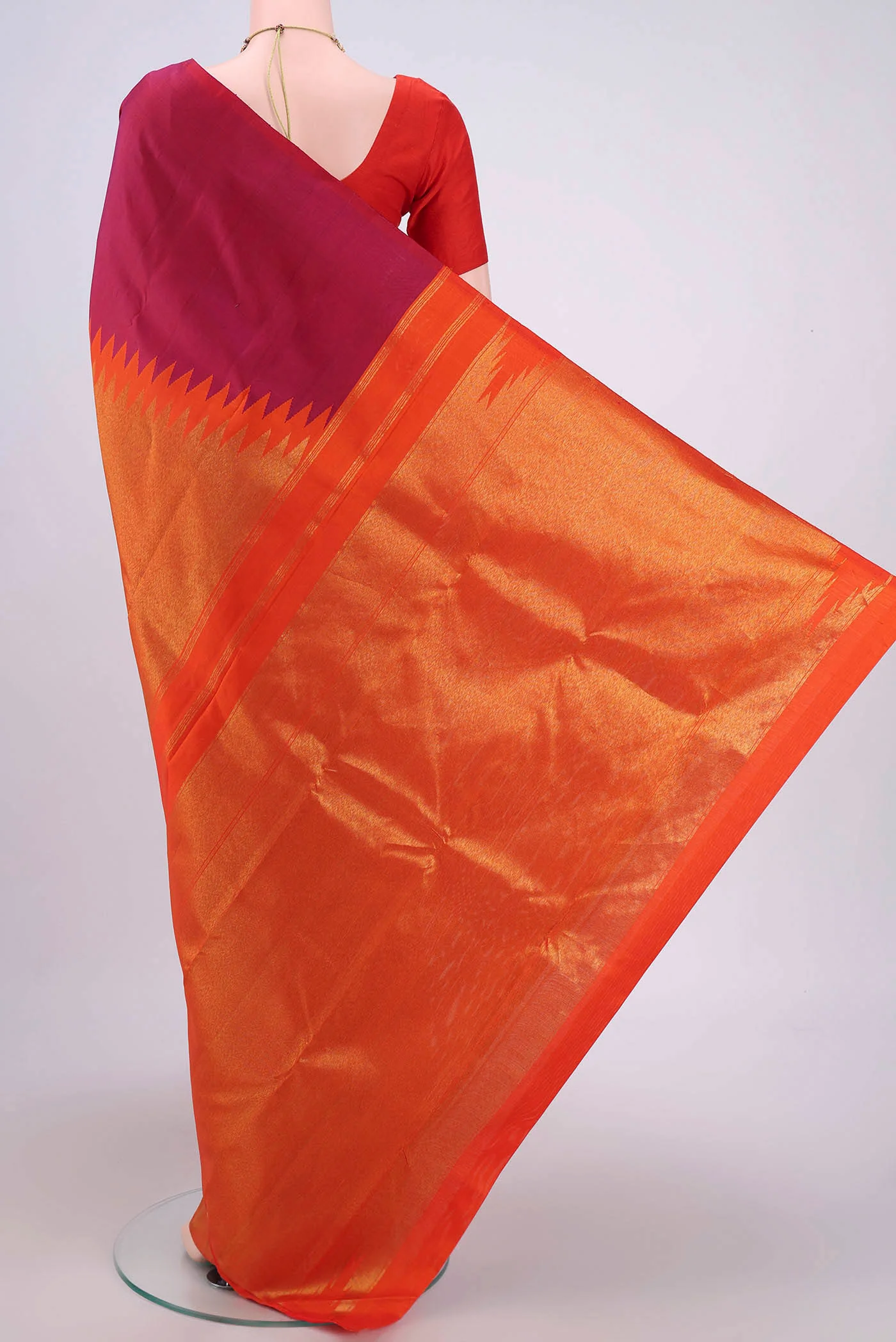 Magenta Kanjivaram Silk Saree - Image 3