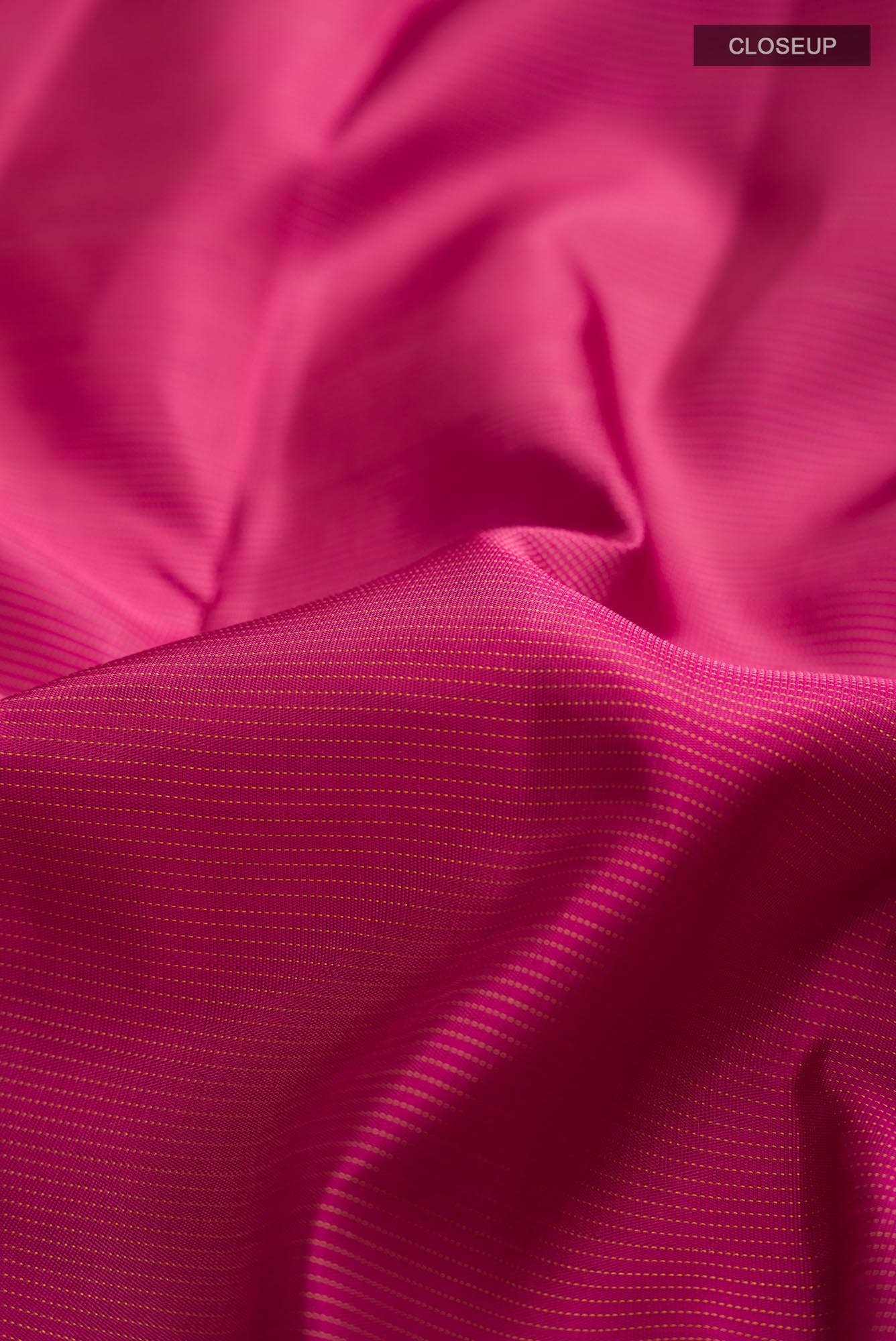 Pure Silk Pure Zari Magenta Kanchipuram Saree - Image 3
