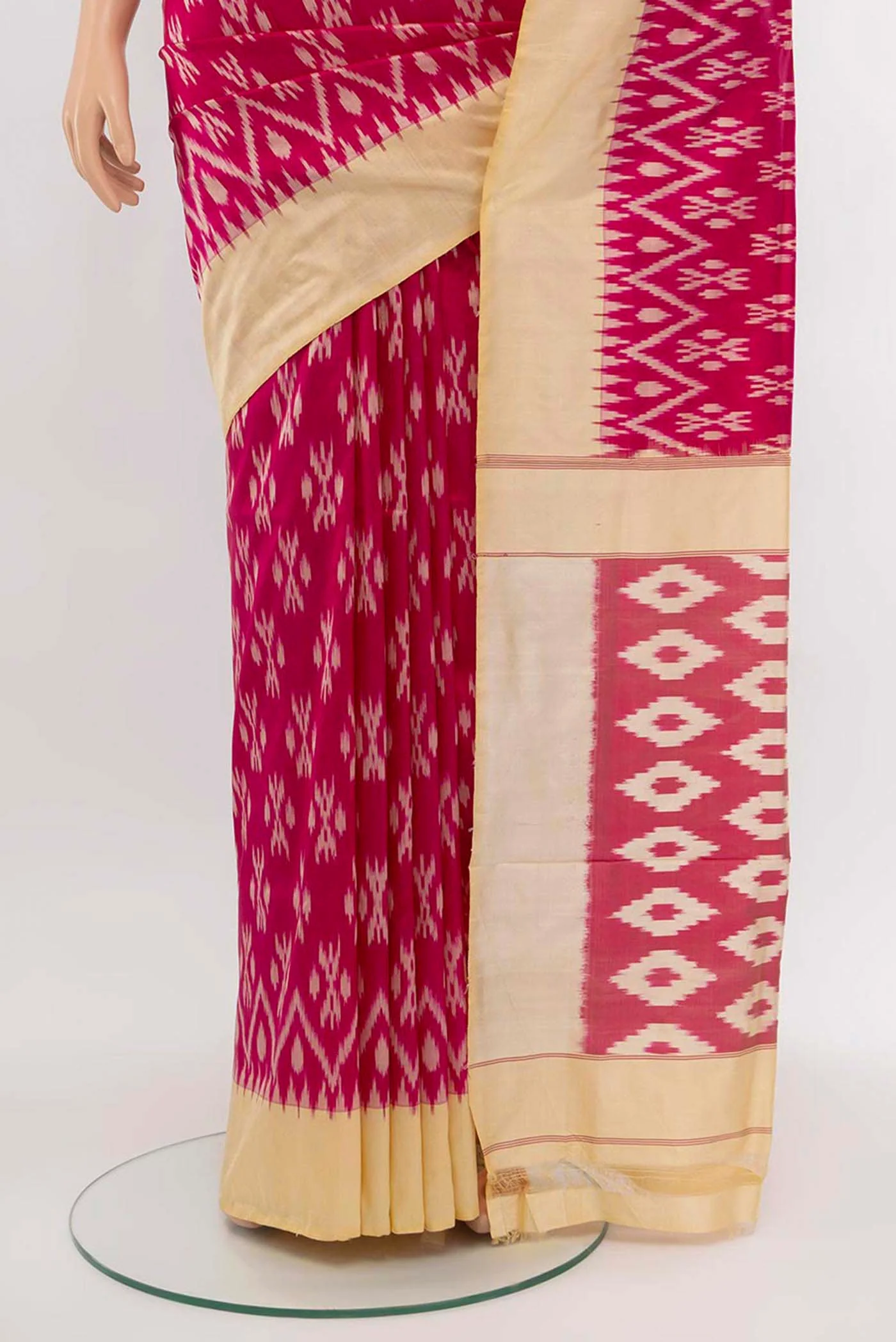 Magenta Pochampally Silk Saree - Image 3