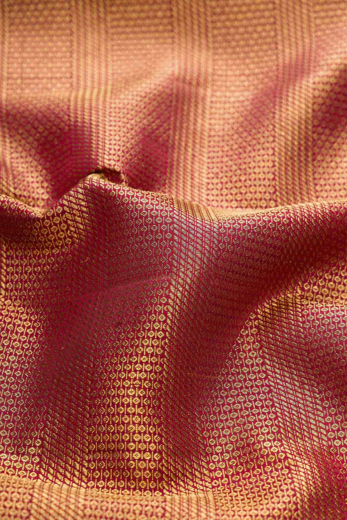 Maroon Dual Tone Kanchipuram Silk Saree - Image 3
