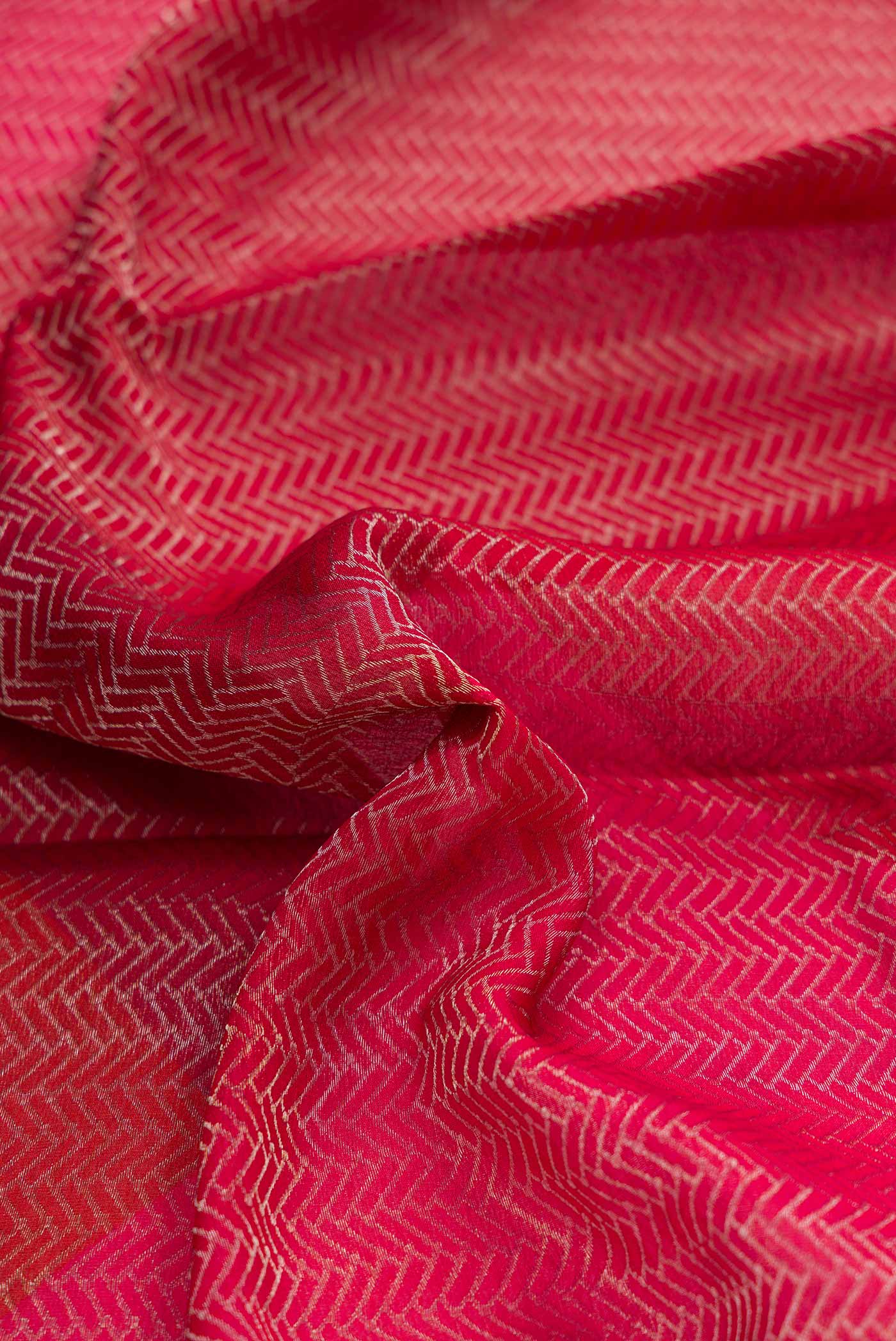 Maroon Dual Tone Mysore Georgette Saree - Image 2