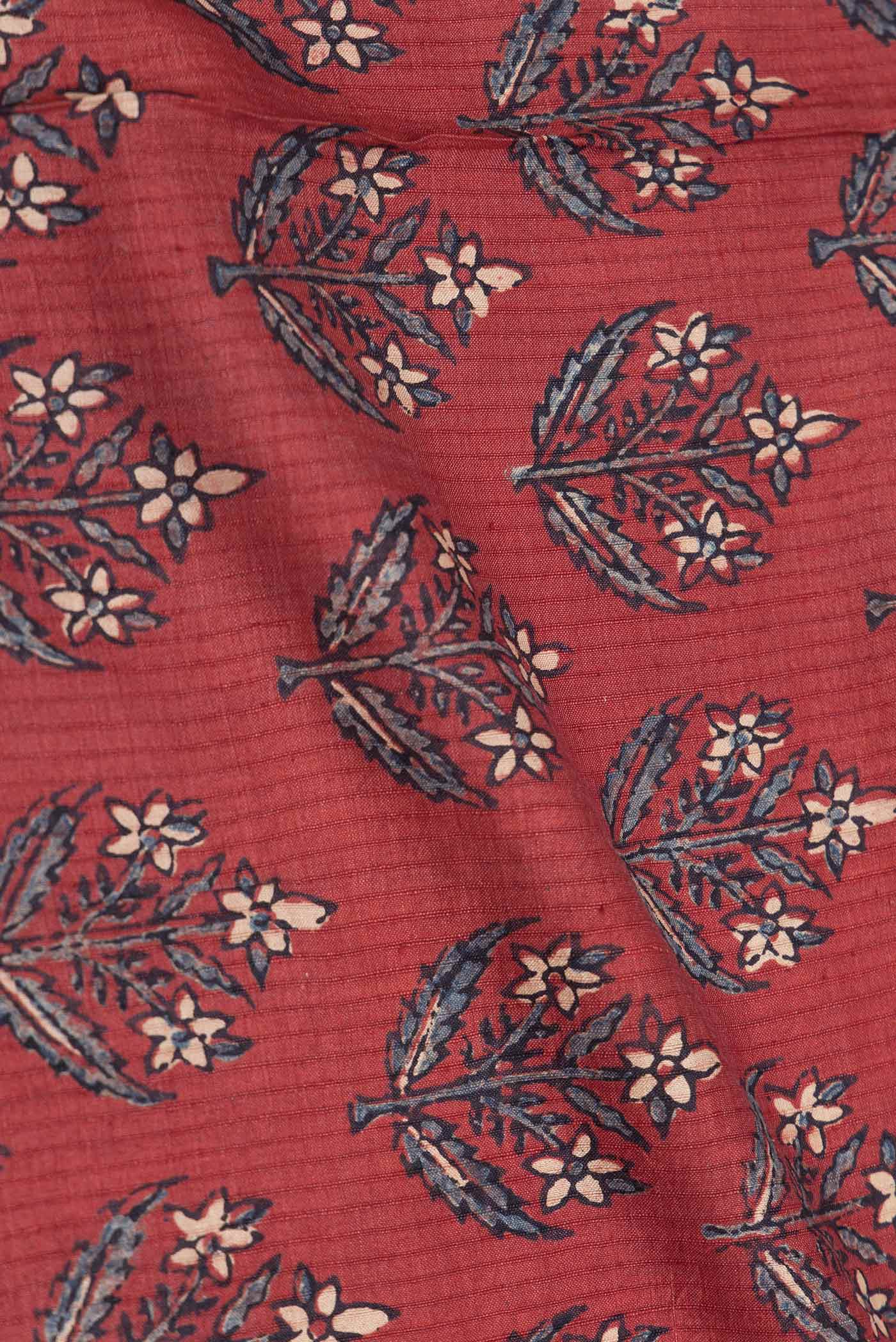 Maroon Dual Tone Tussar Silk Saree - Image 2