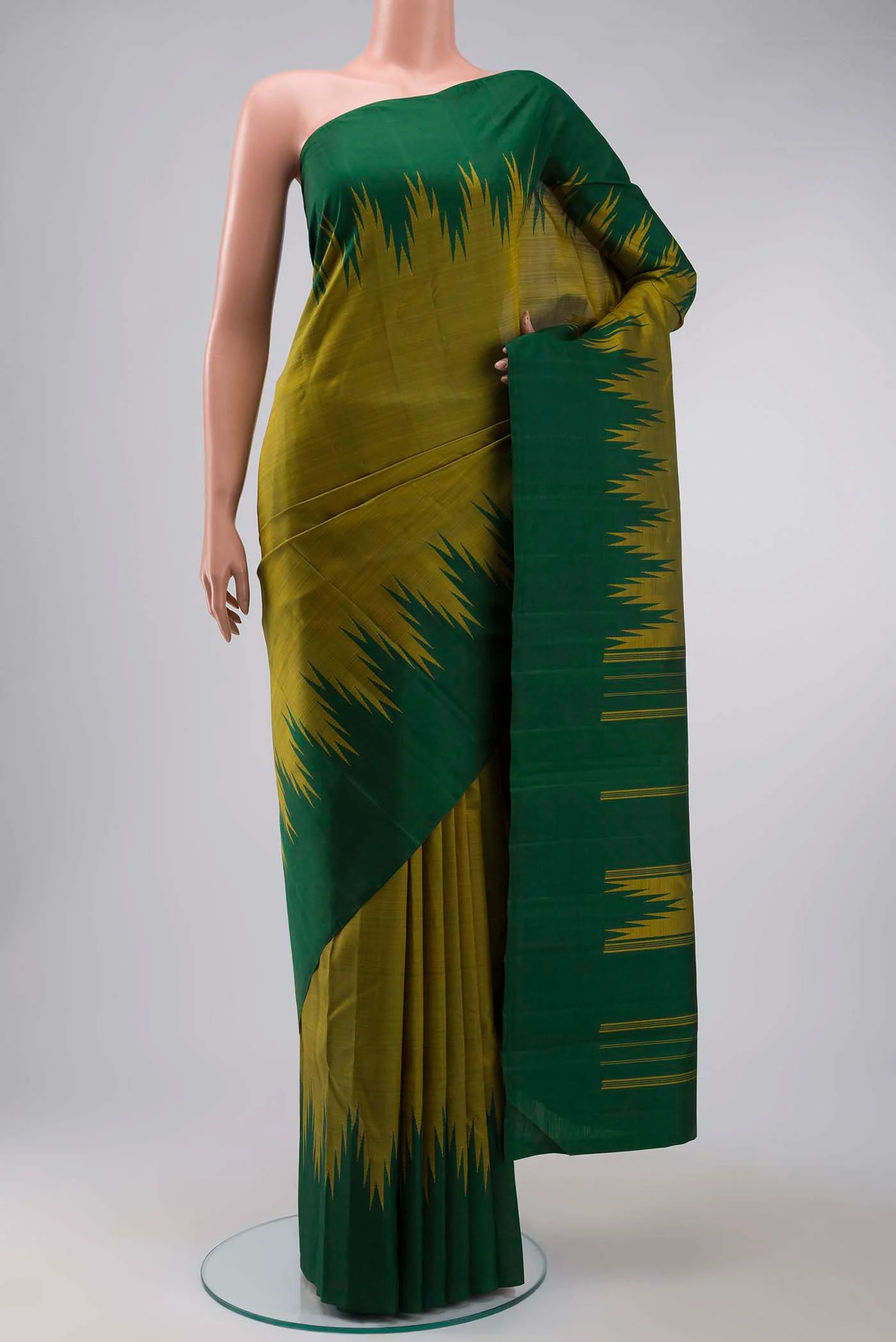 Mehandi Green Kanchipuram Silk Saree