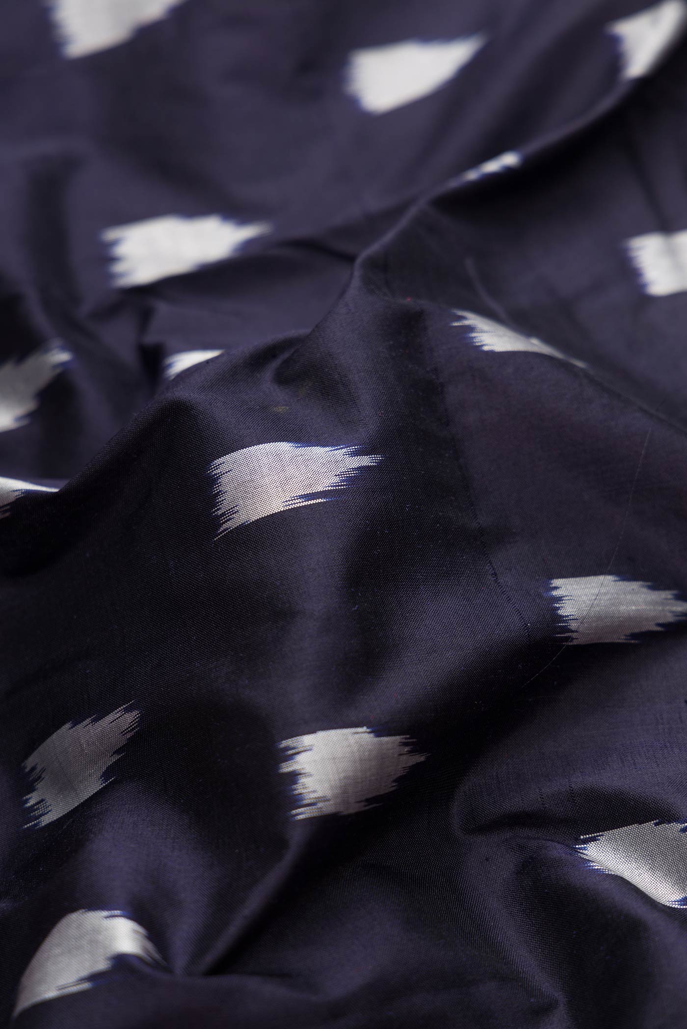 Navy Blue Pochampally Silk Saree - Image 2