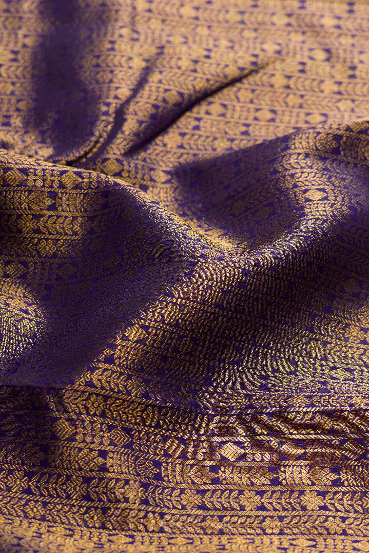 Navy Blue Dual Tone Kanchipuram Silk Saree - Image 2