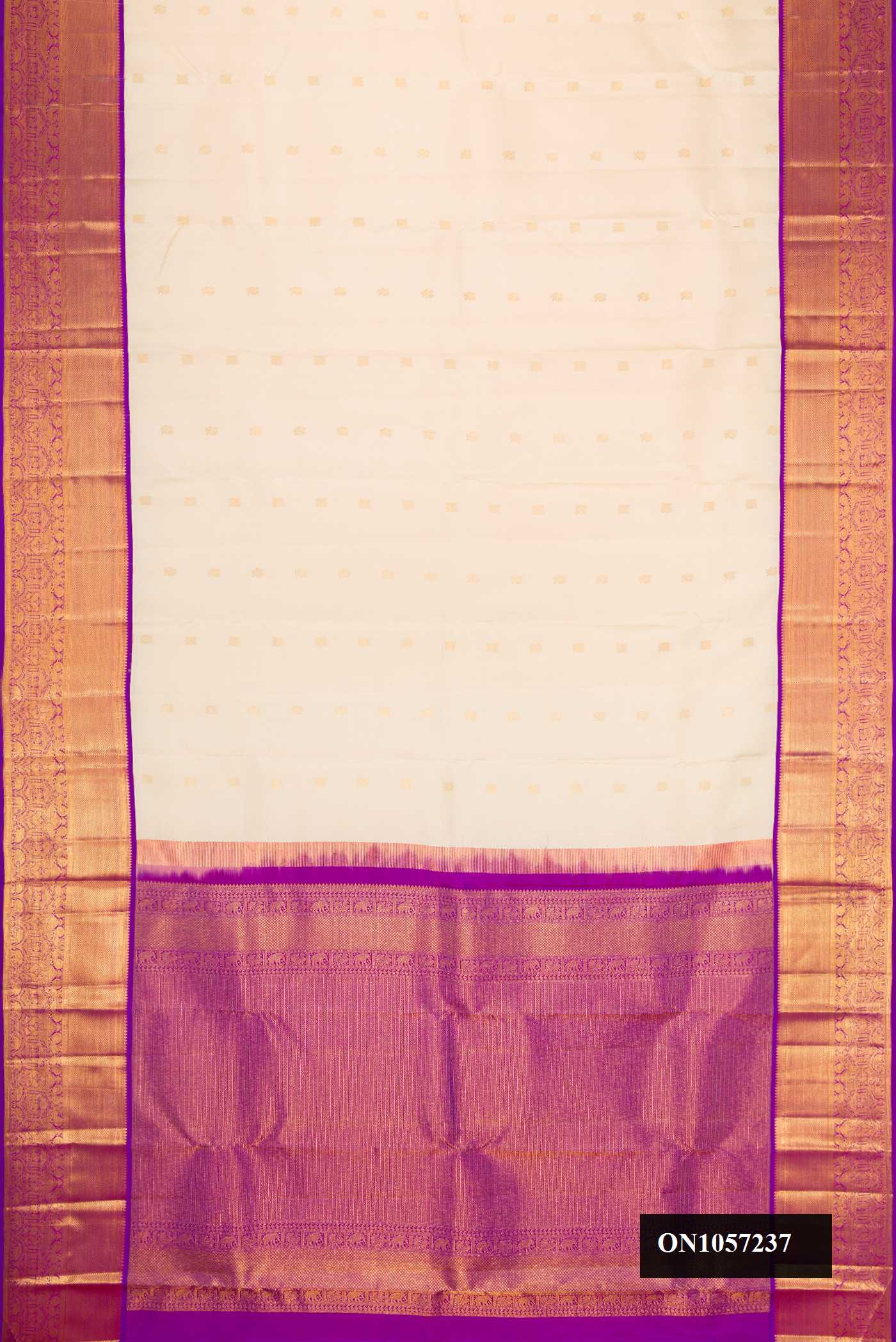 Off White Dual Tone Kanchipuram Silk Saree