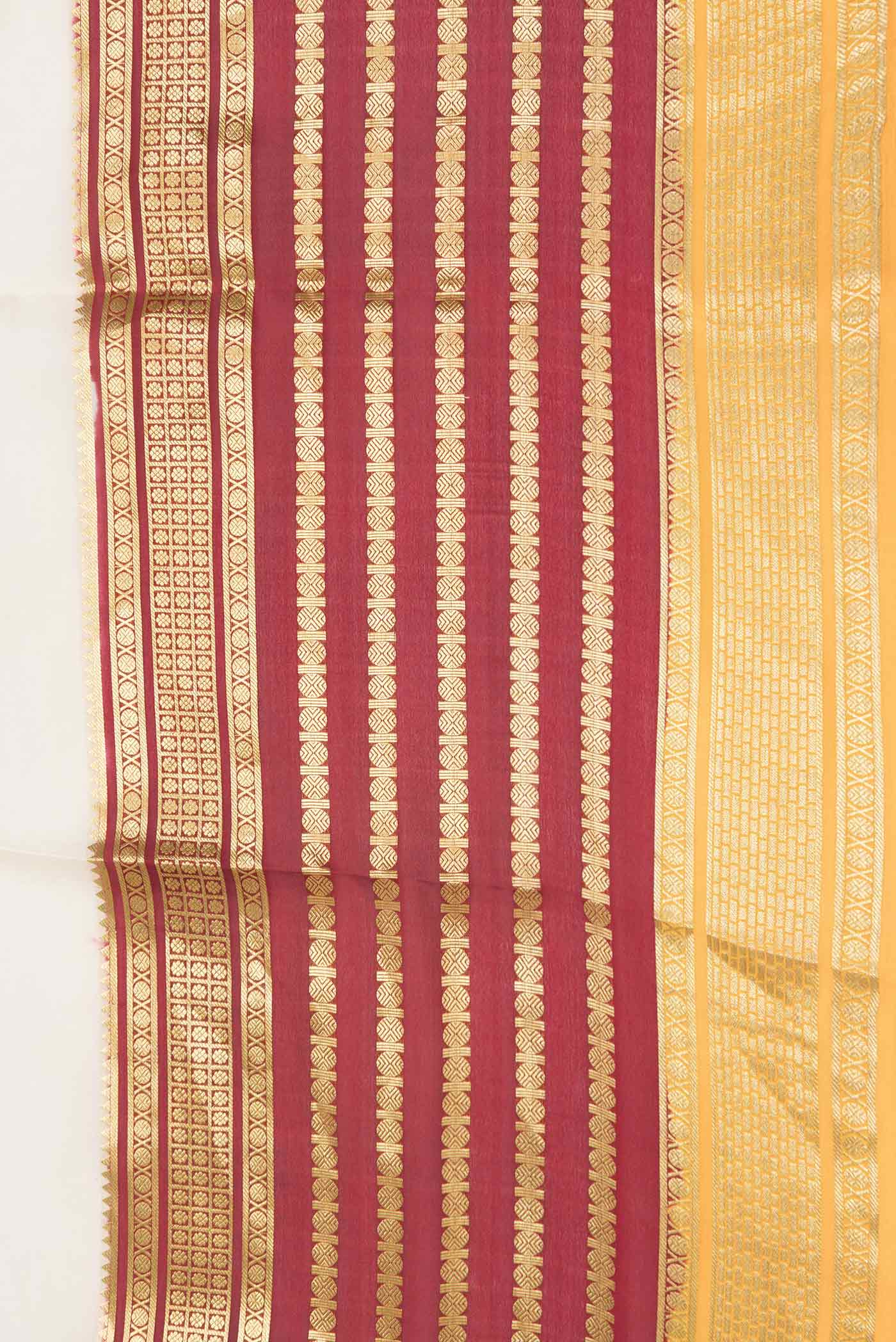 Off White Dual Tone Mysore Crepe Saree - Image 3