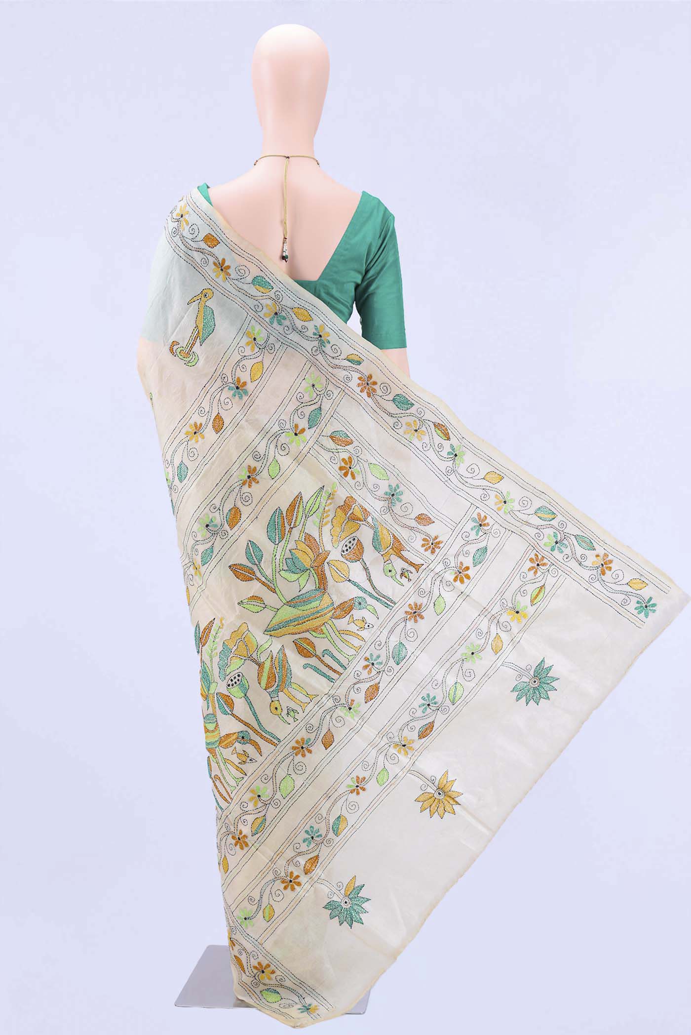 Off White Kantha Silk Saree - Image 3