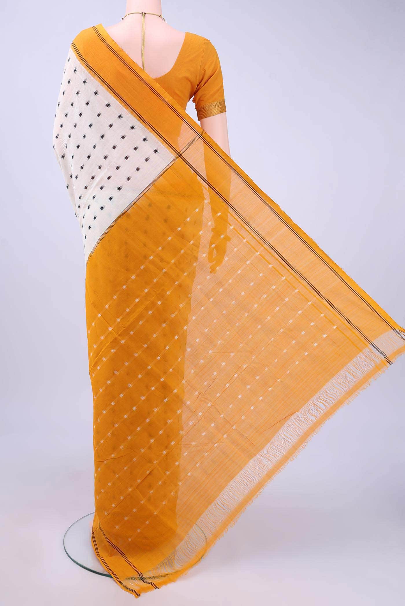 Off White Pochampally Cotton Saree - Image 2