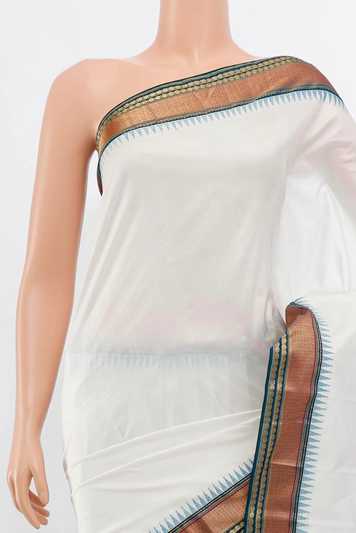 White Bangalore Silk Saree - Image 2