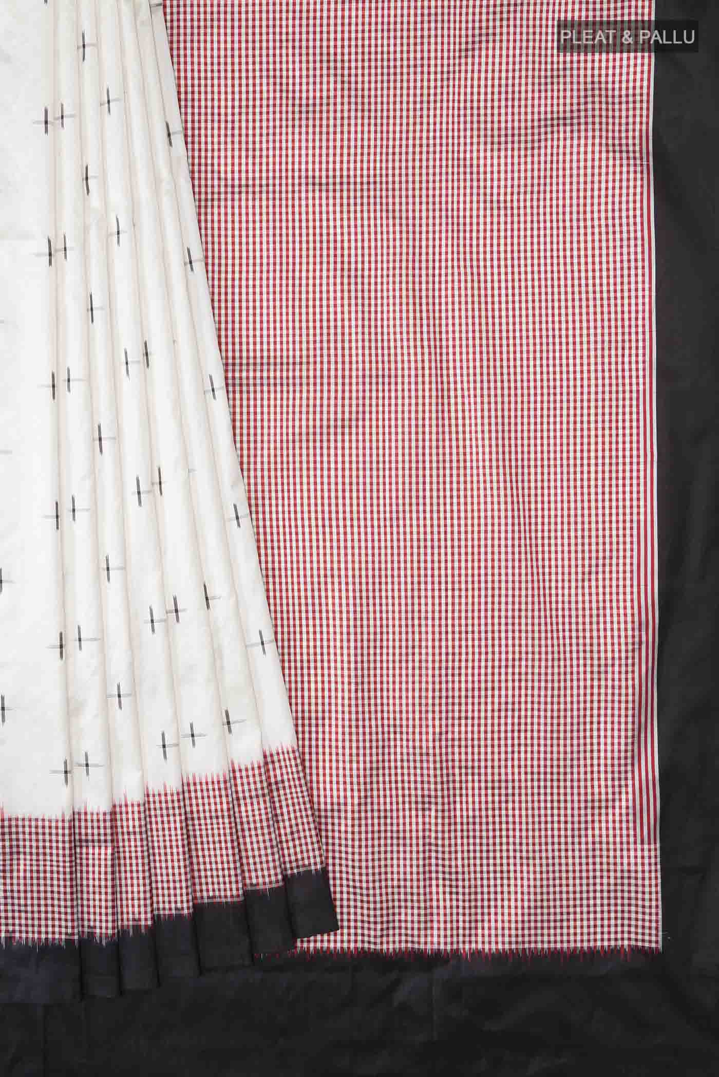 Off White Pochampally Silk Saree - Image 4
