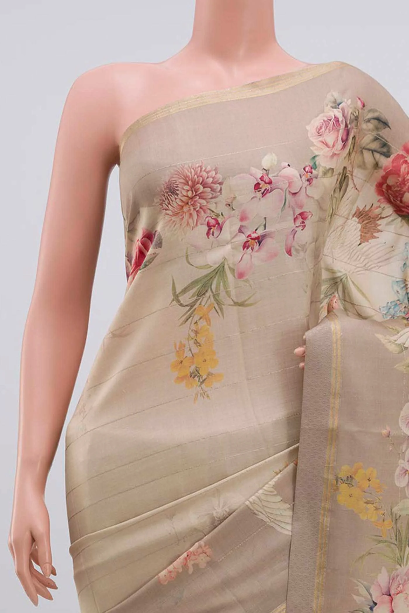 Cream Tussar Silk Saree - Image 2