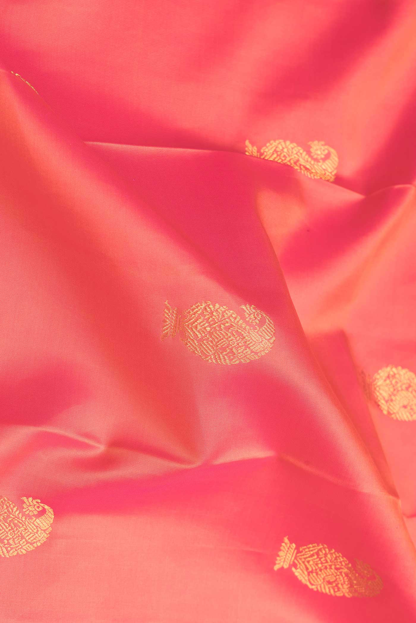 Orange with Pink Color Kanchipuram Saree - Image 2