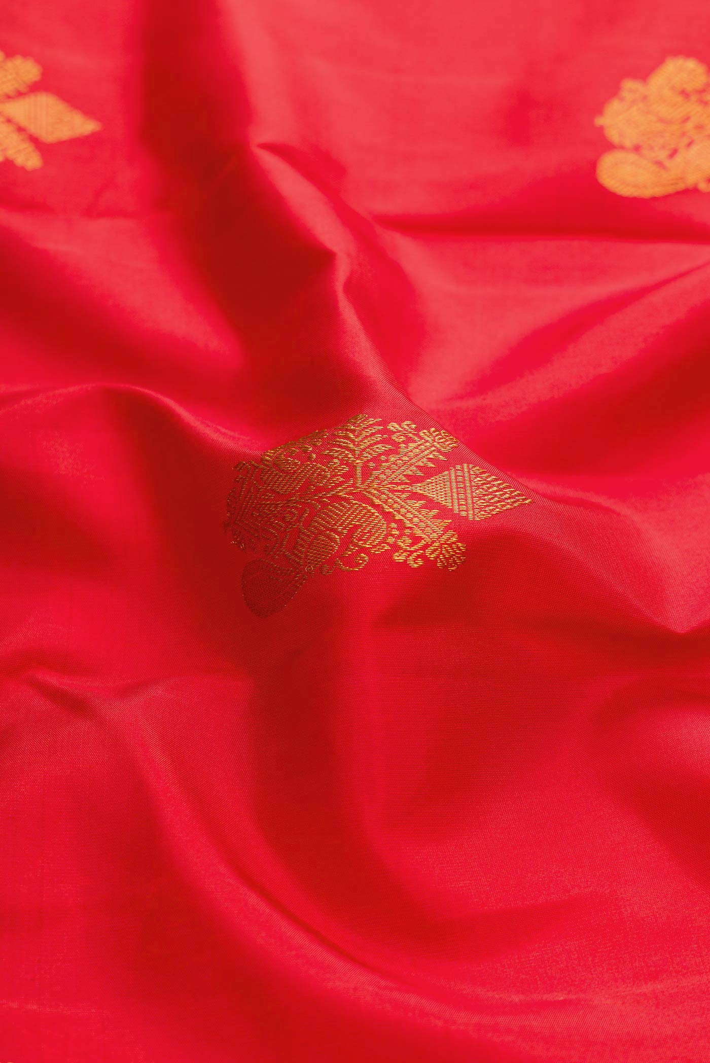 Orange Dual Tone Kanjivaram Silk Saree - Image 2