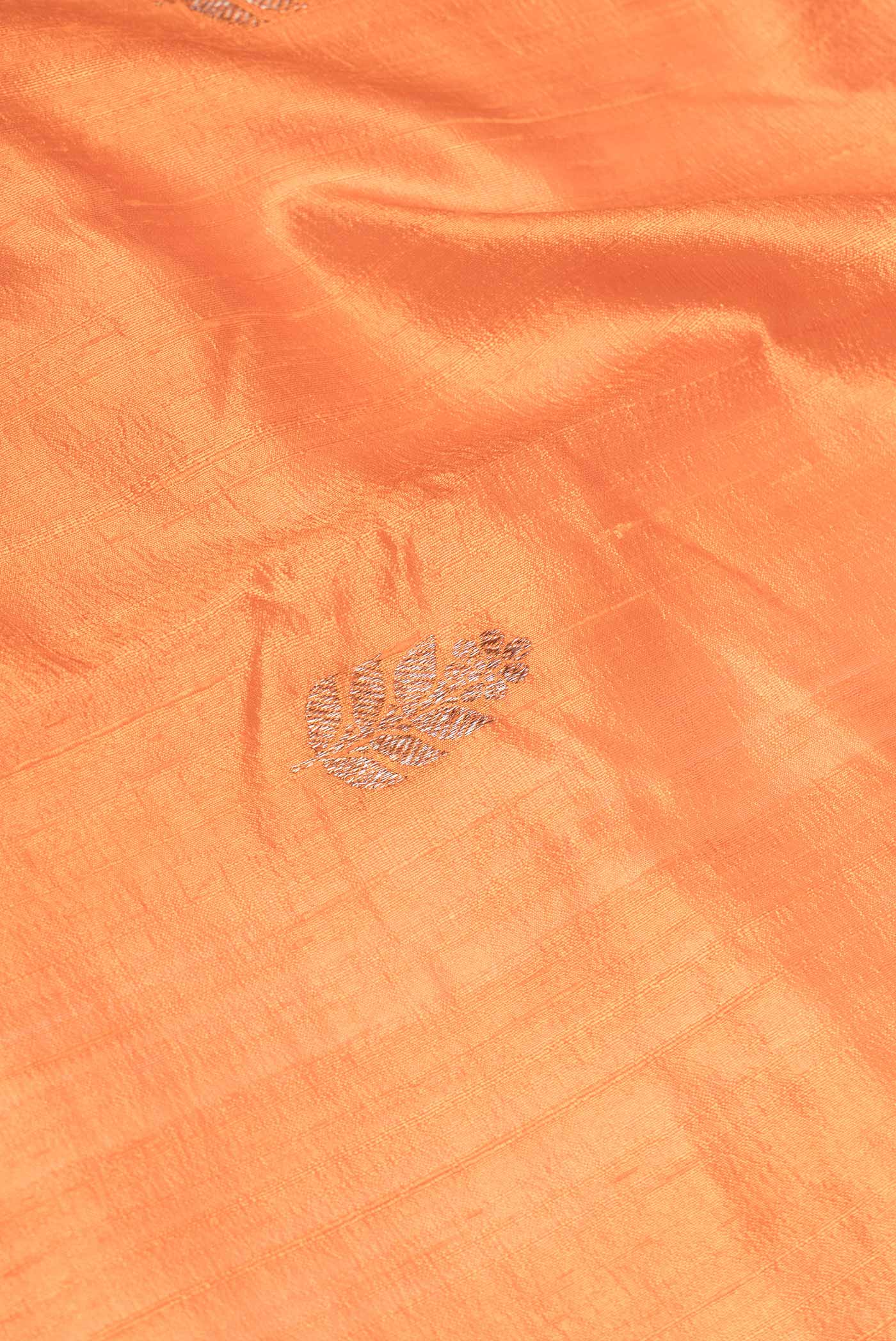 Orange Dual Tone Raw Silk Saree - Image 2