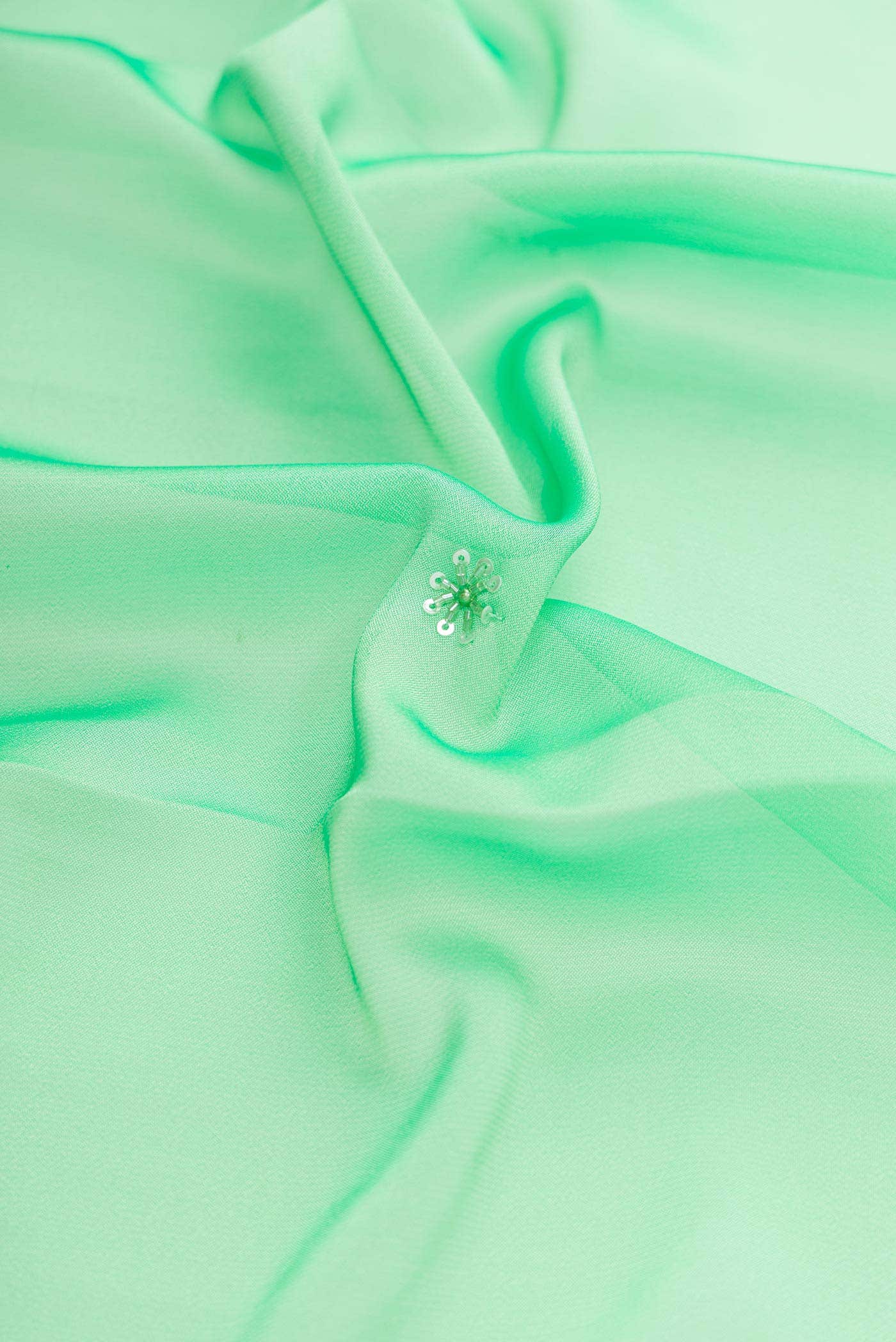 Parrot Green Dual Tone Chanderi Tissue Silk Saree - Image 2