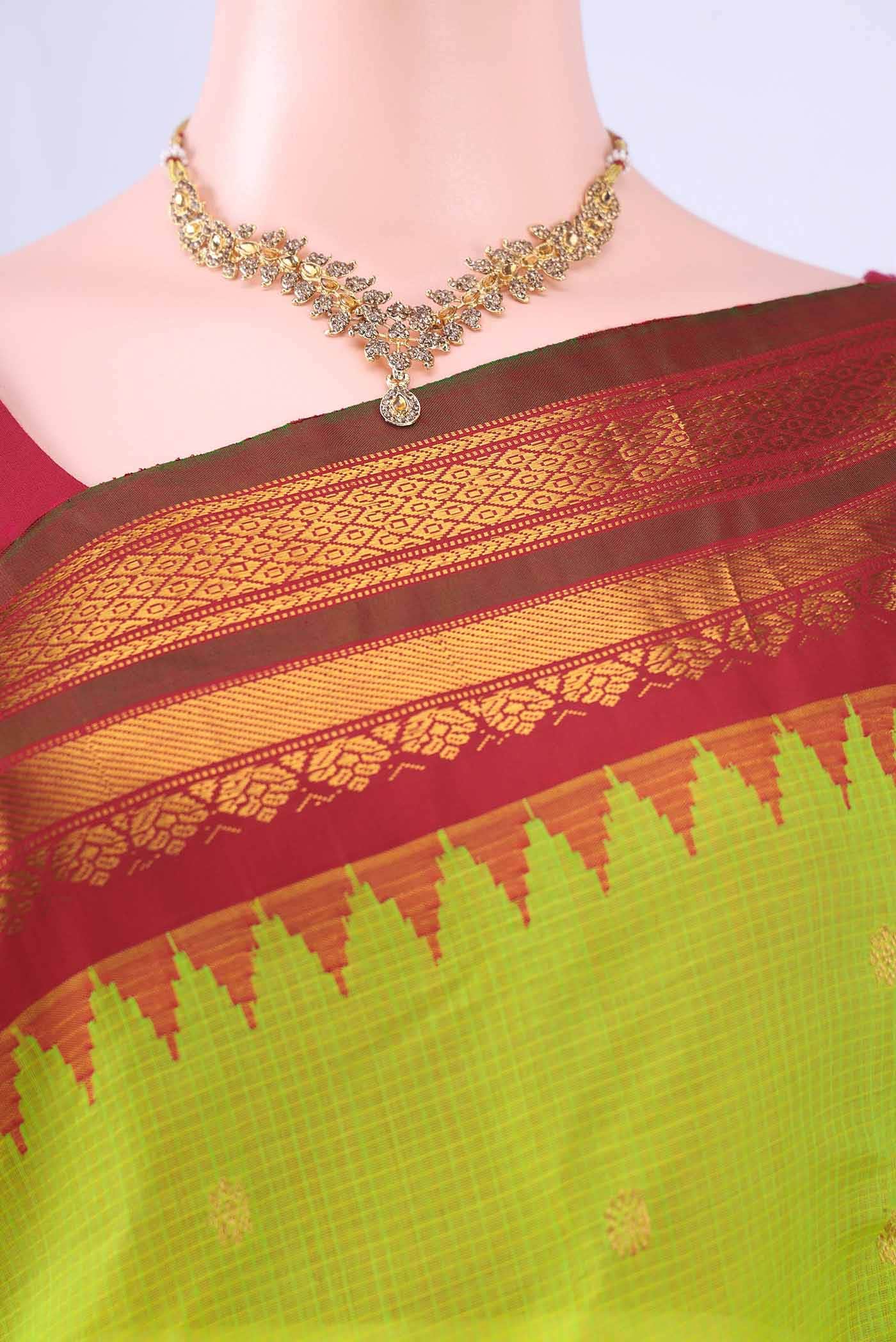 Parrot Green Gadwal Silk Saree - Image 3