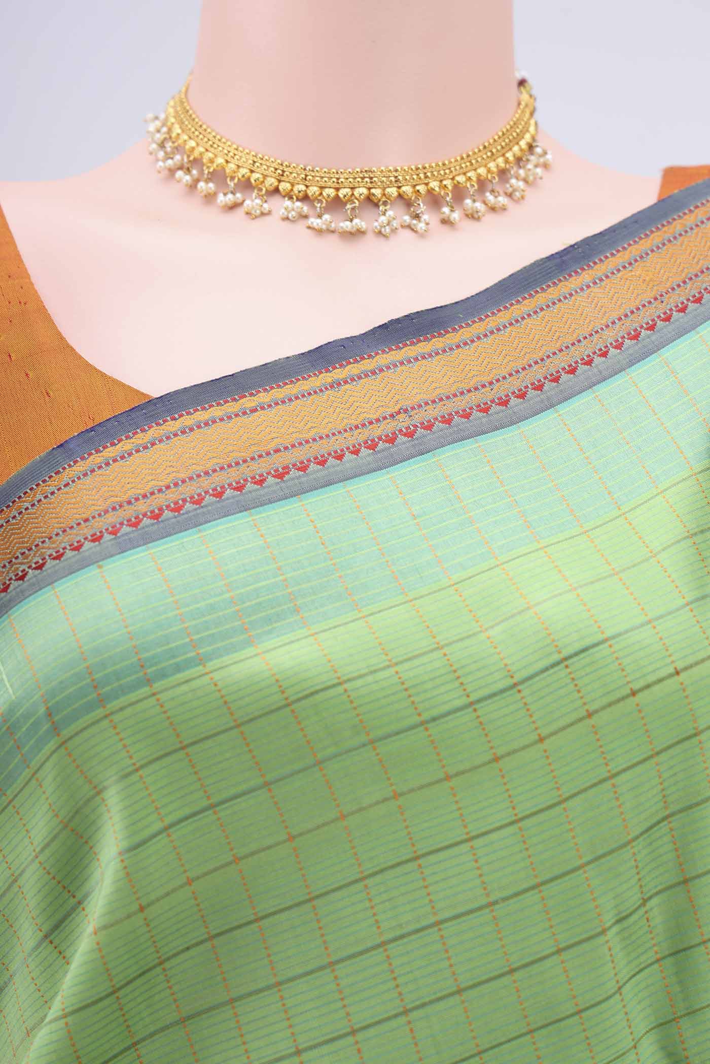 Parrot Green Kanjivaram Silk Saree - Image 2
