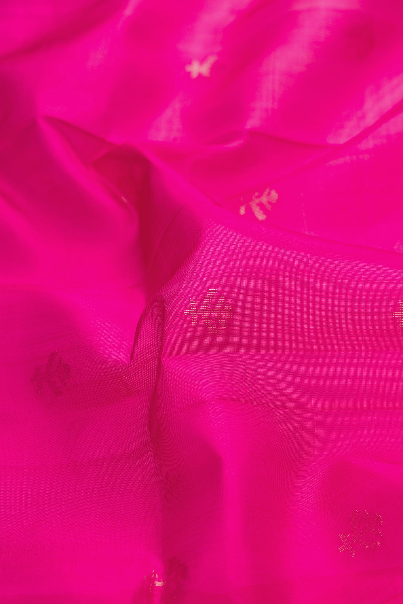Pink Dual Tone Soft Silk Saree - Image 2