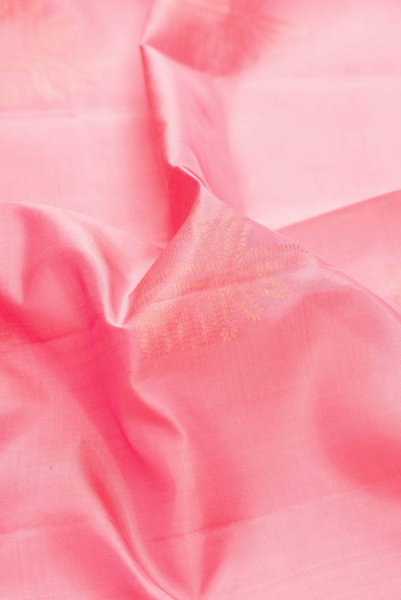 Pink Dual Tone Soft Silk Saree - Image 2