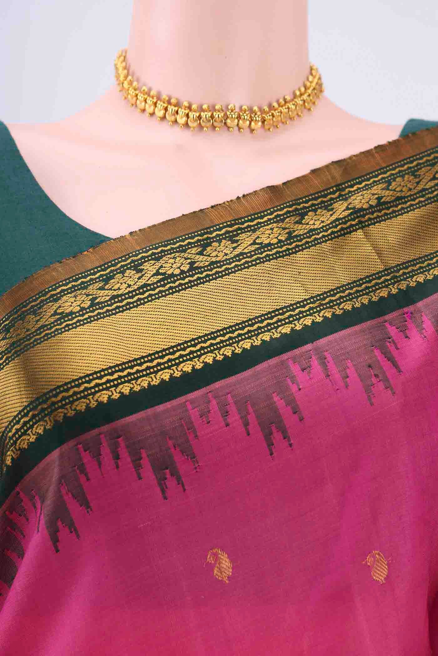 Pink Gadwal Silk Saree - Image 2