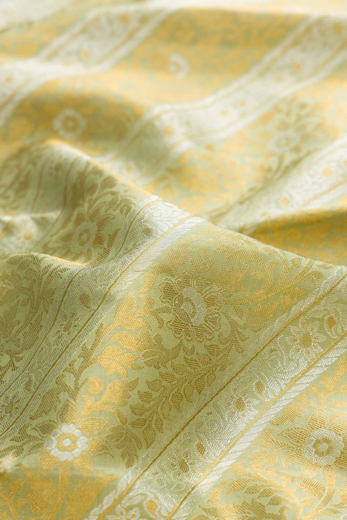 Pista Green Dual Tone Kanjivaram Silk Saree - Image 2