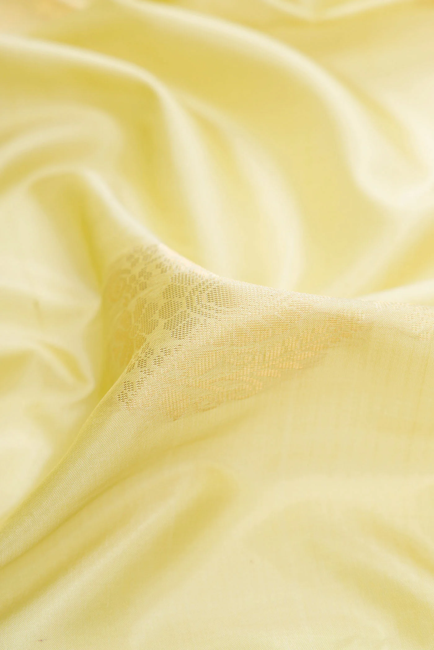 Cream Soft Silk Saree - Image 2