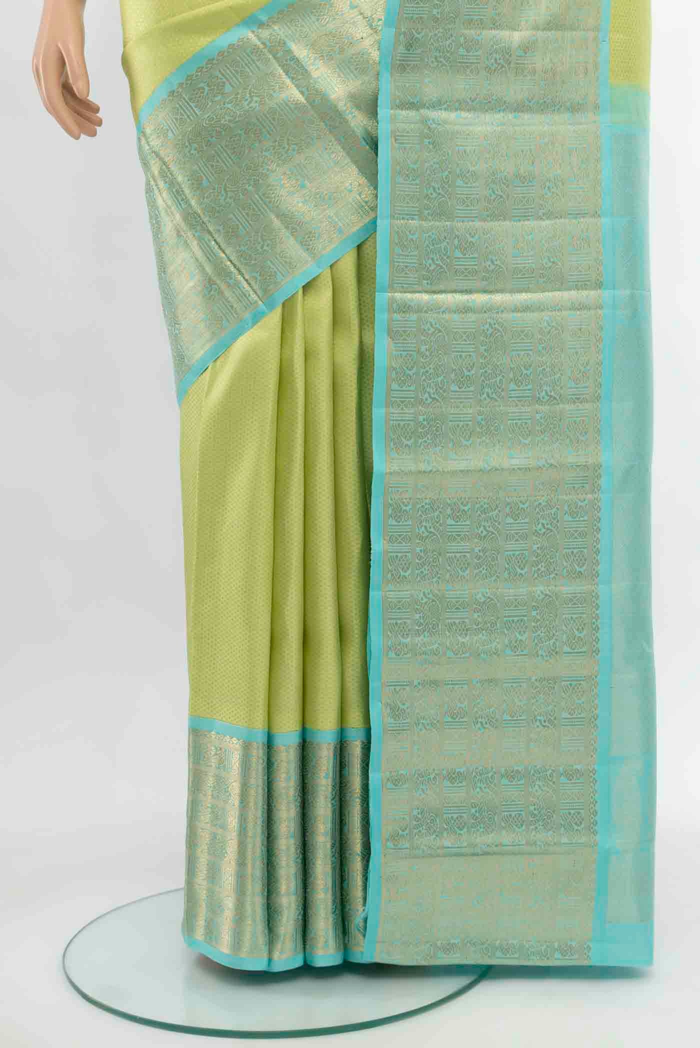 Pista Green Kanchipuram Silk Saree - Image 3