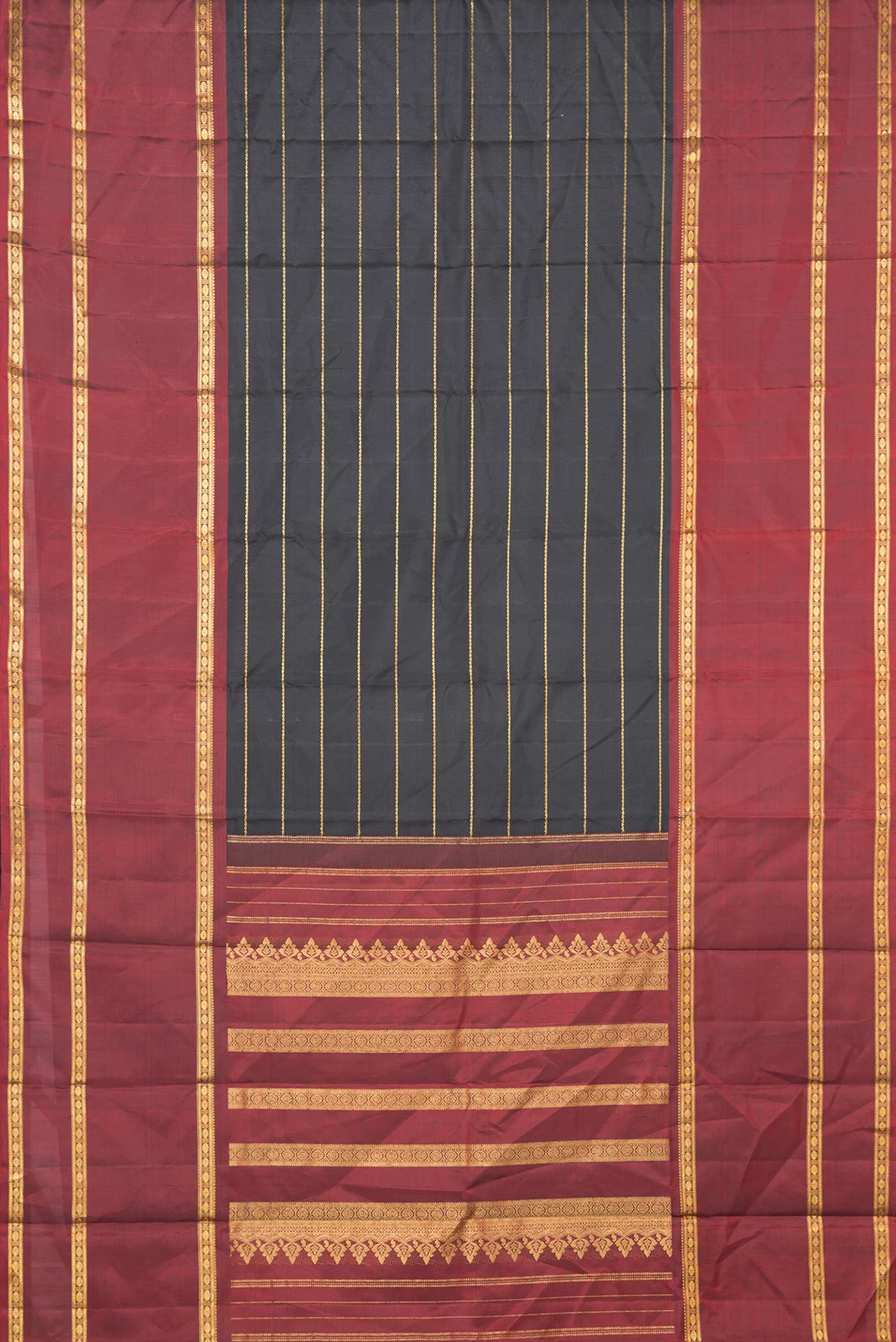 Pure Silk Pure Zari Black Dual Tone Kanjivaram Saree - Image 6