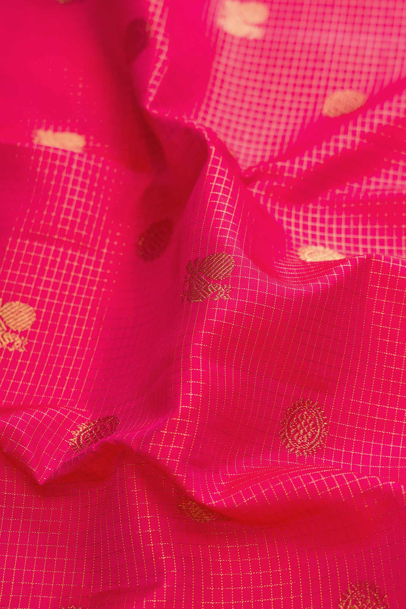 Pure Silk Pure Zari Dark Pink Dual Tone Kanjivaram Saree - Image 2