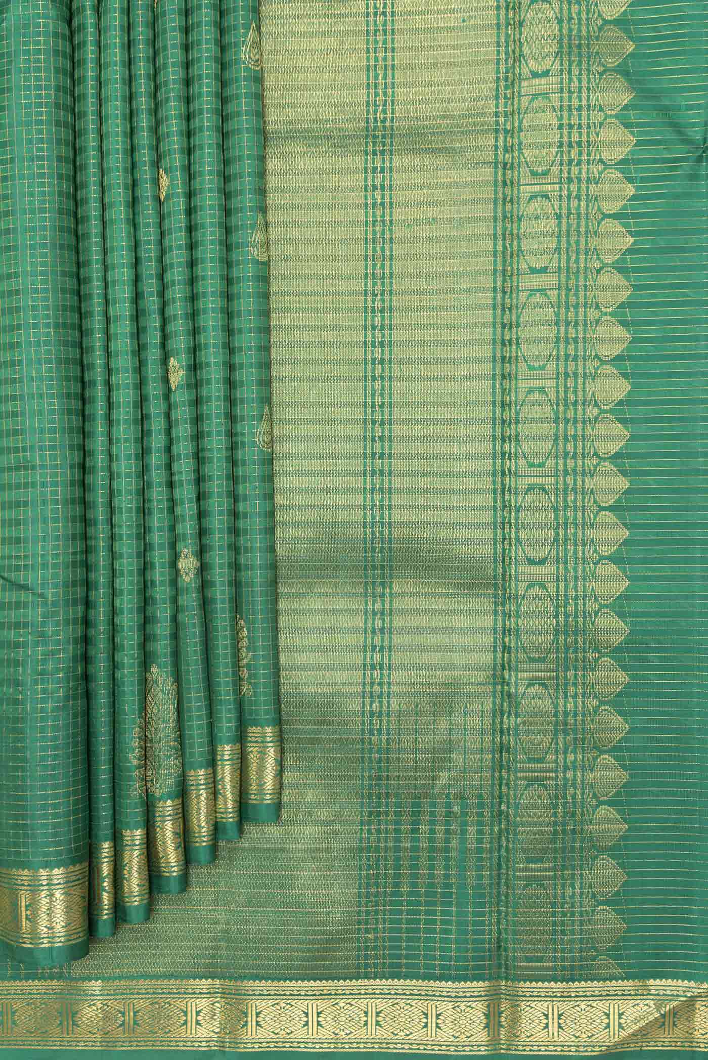 Pure Silk Pure Zari Green Dual Tone Kanjivaram Saree - Image 4