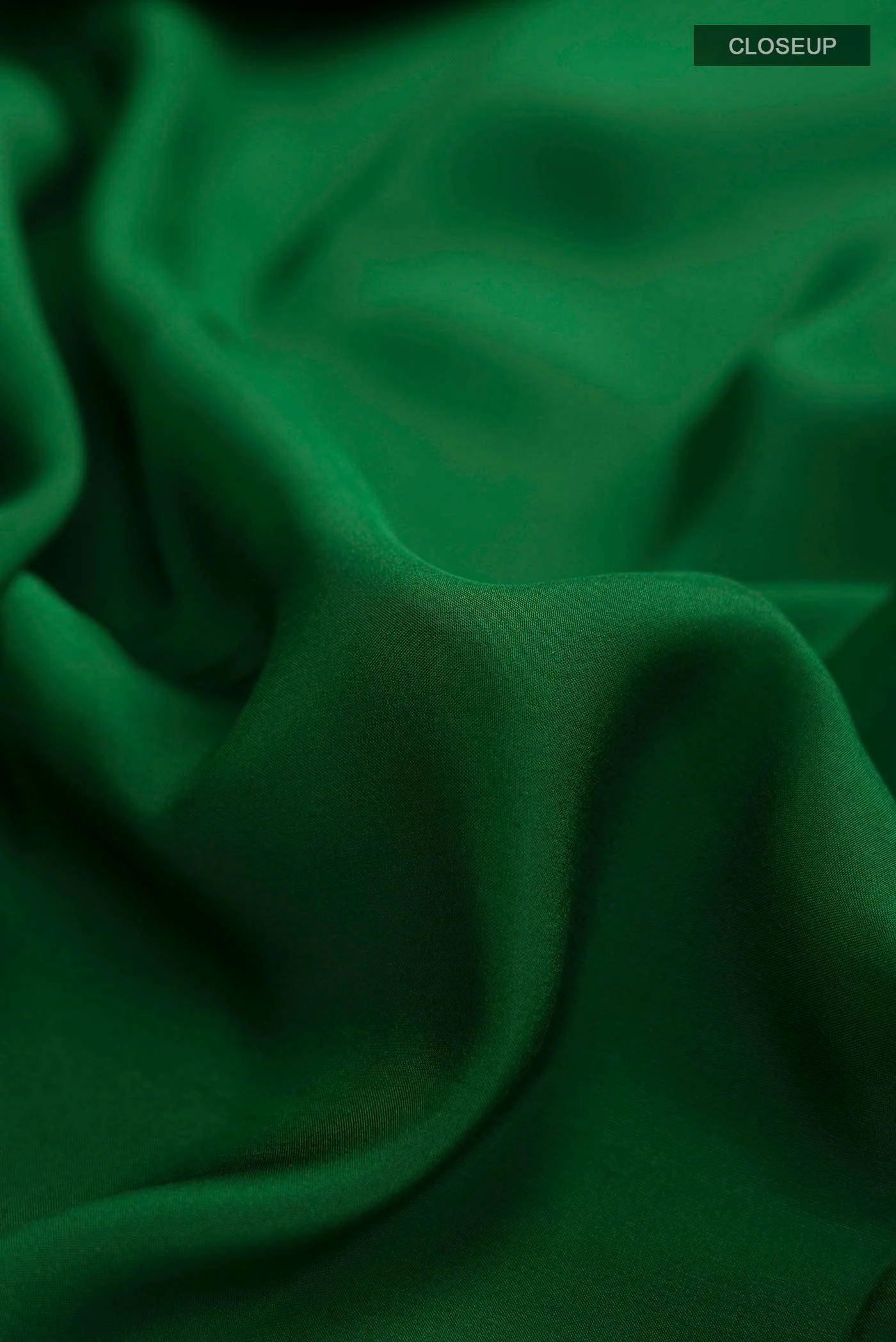 Pure Silk Pure Zari Green Mysore Crepe Saree - Image 2