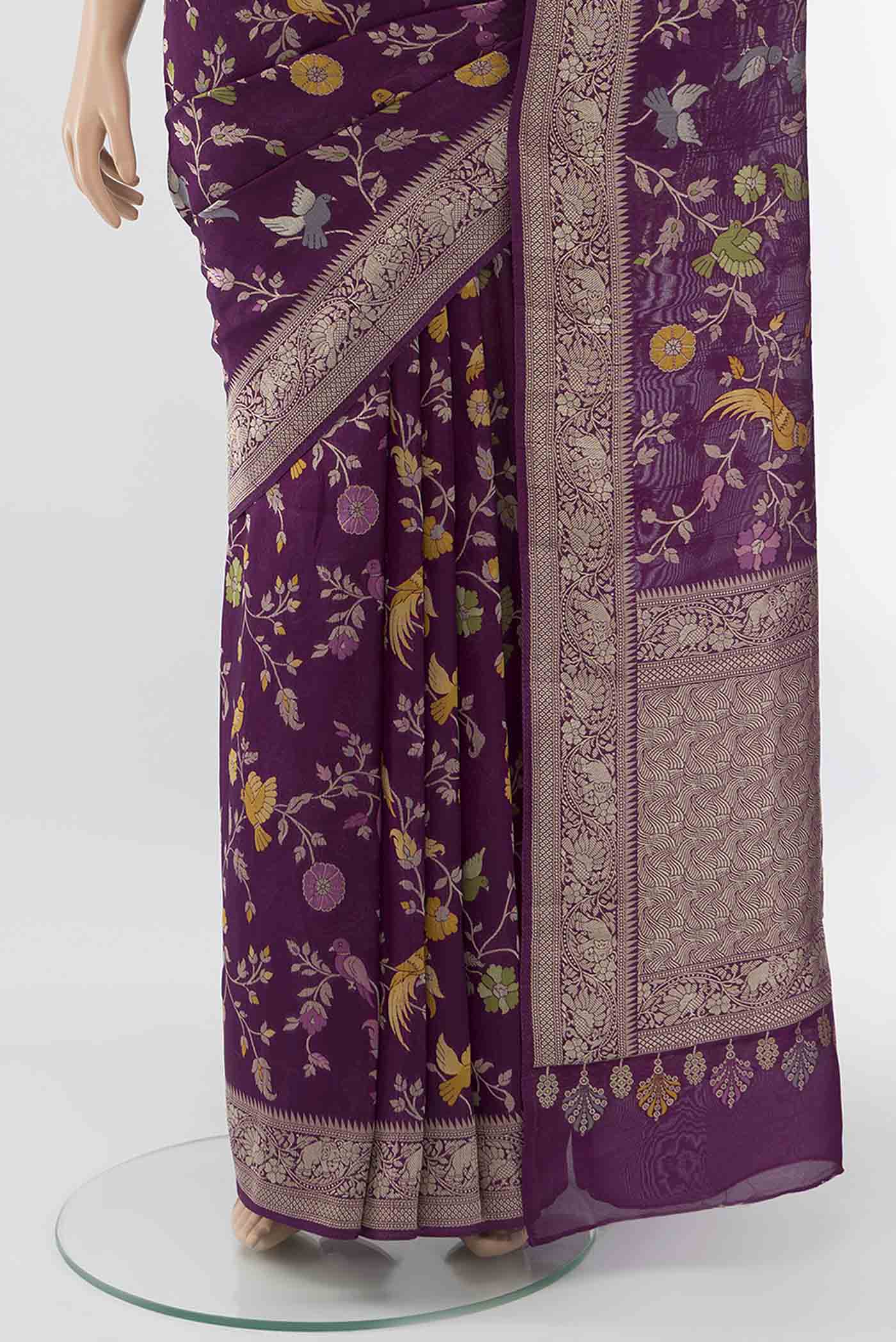 Pure Silk Pure Zari Magenta Banarasi Raw Saree - Image 3