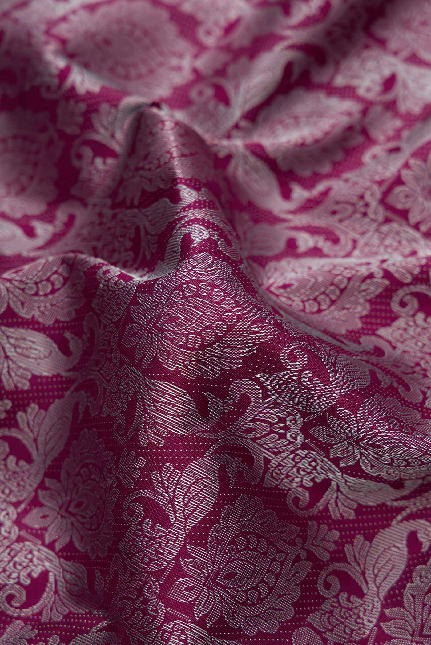 Pure Silk Pure Zari Maroon Dual Tone Kanchipuram Saree - Image 2