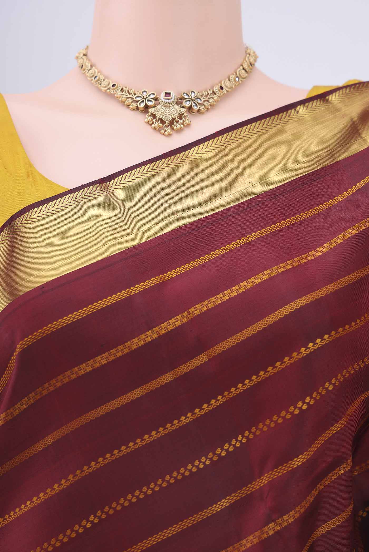 Pure Silk Pure Zari Maroon Kanchipuram Saree - Image 2